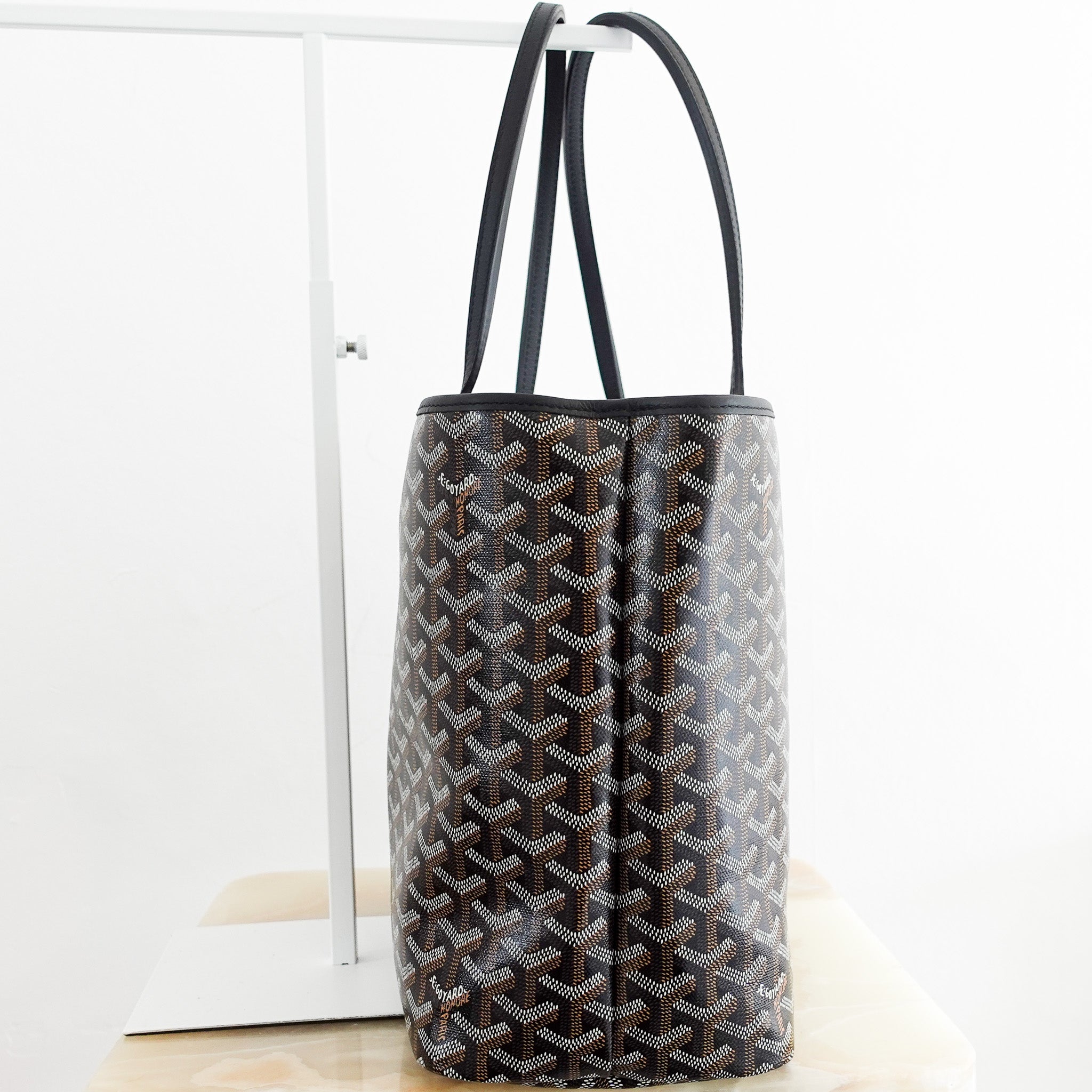 NEW‑Goyard‑Chien‑Gris‑Tote‑Bag‑Black‑other‑side‑photo