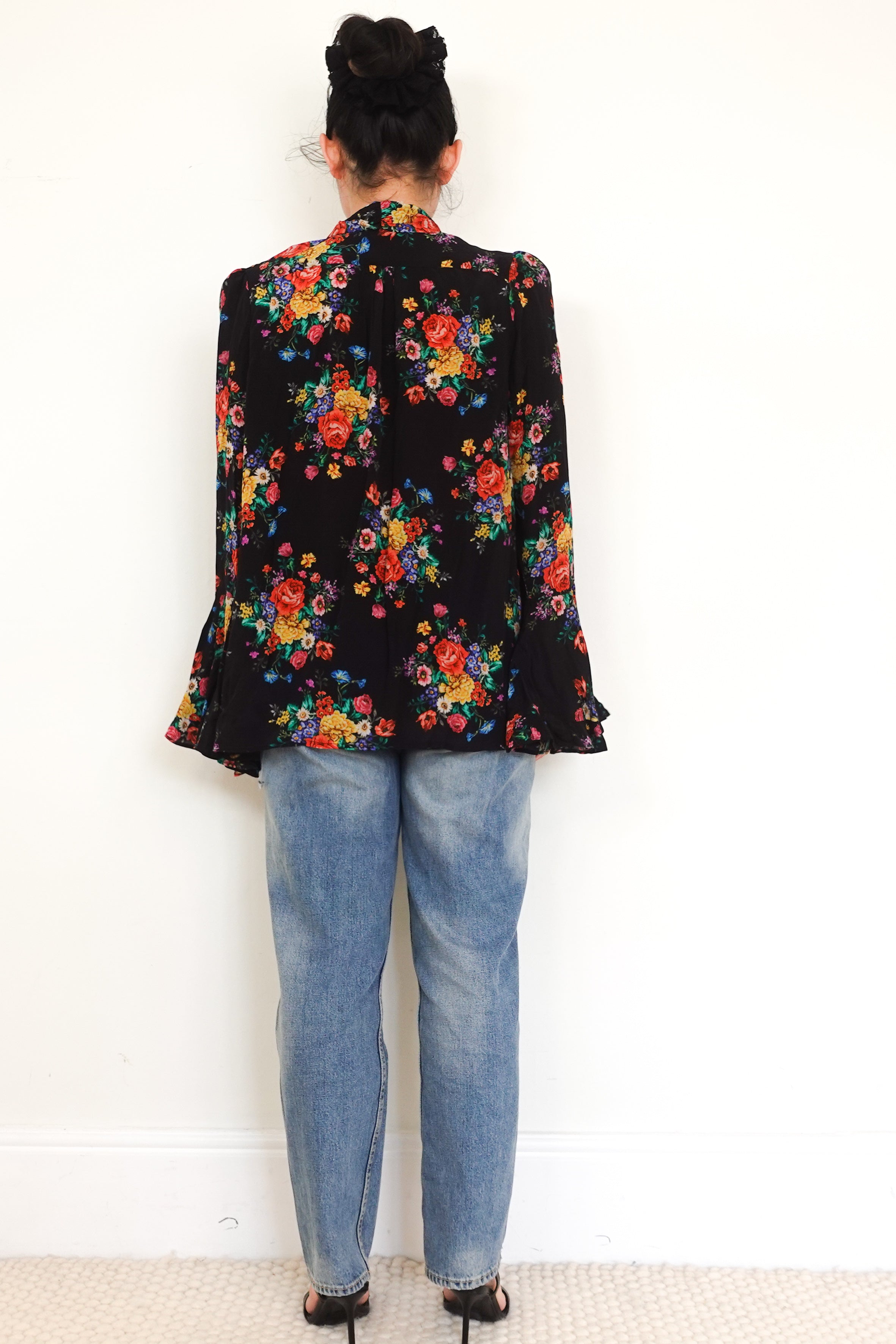 Queens-of-Archive-Black-Floral-Chiffon-Blouse-back-picture-Chelsea-London