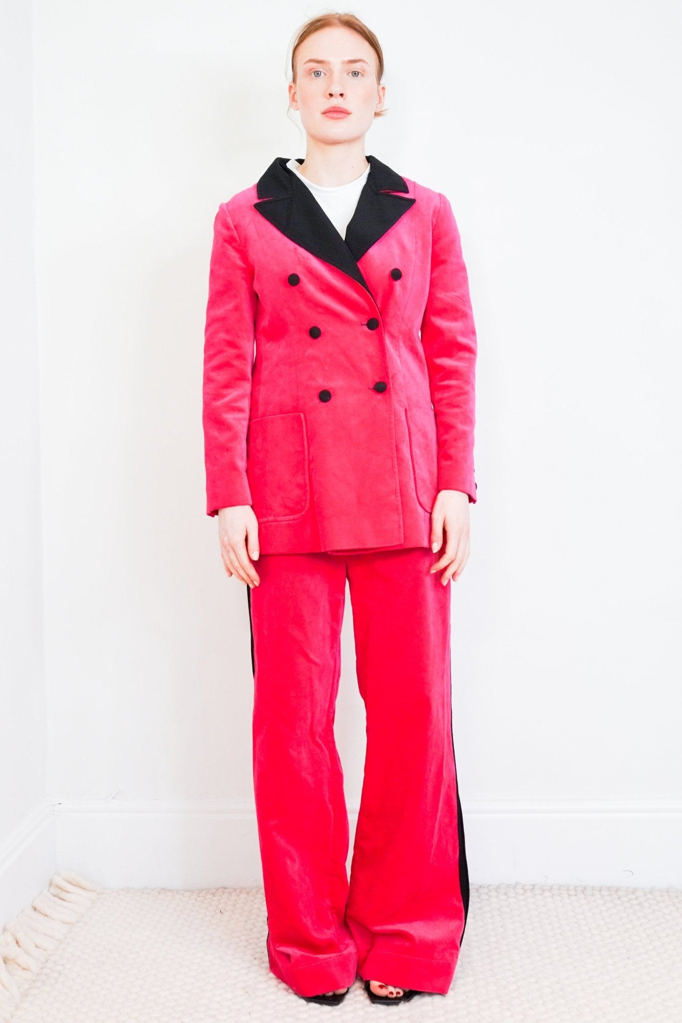 New Serena Bute Pink Velvet Suit Trousers RRP £395 - Reloved Again