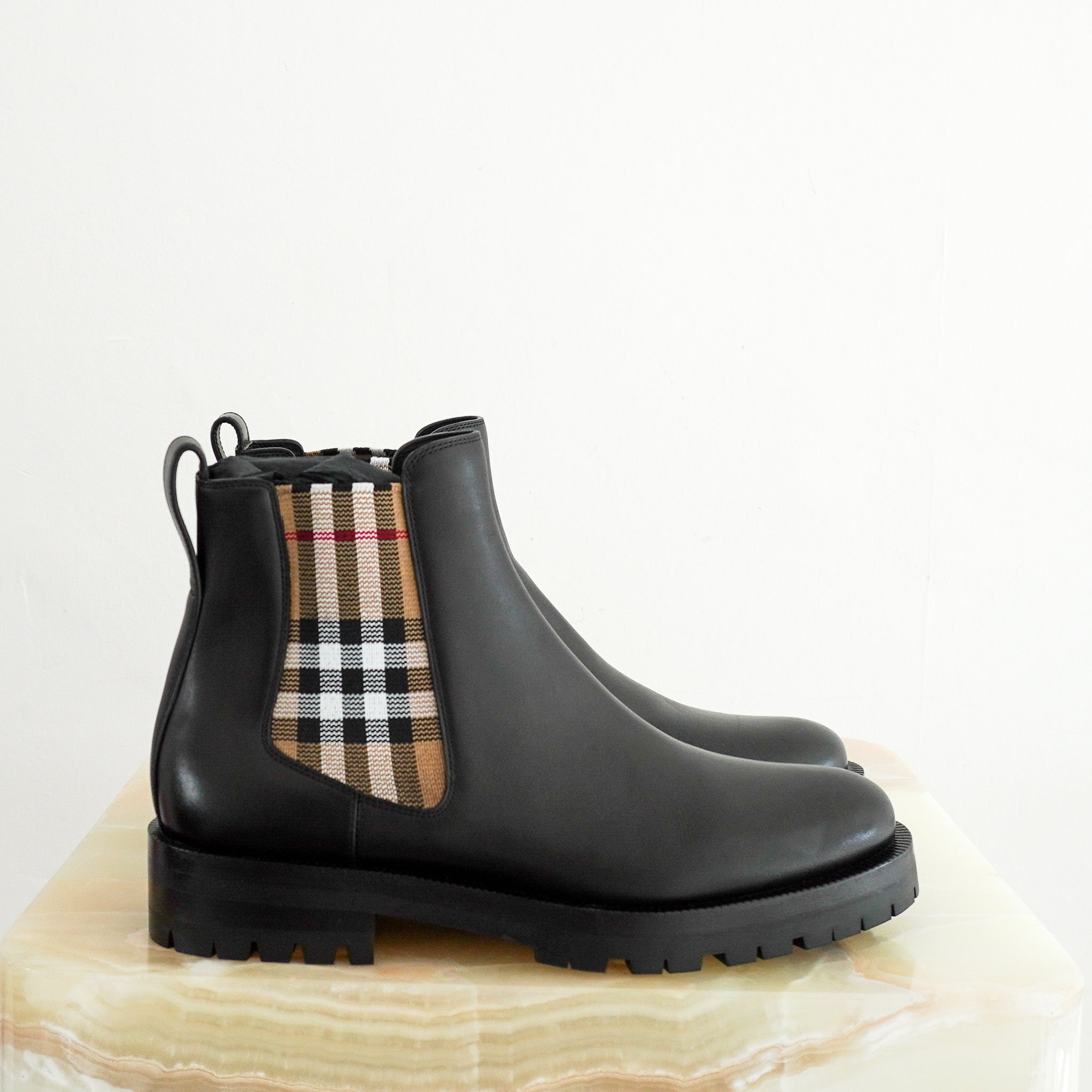 Burberry Check Chelsea Boots in Black Leather (RRP £725) | Authentic Preloved - Reloved Again