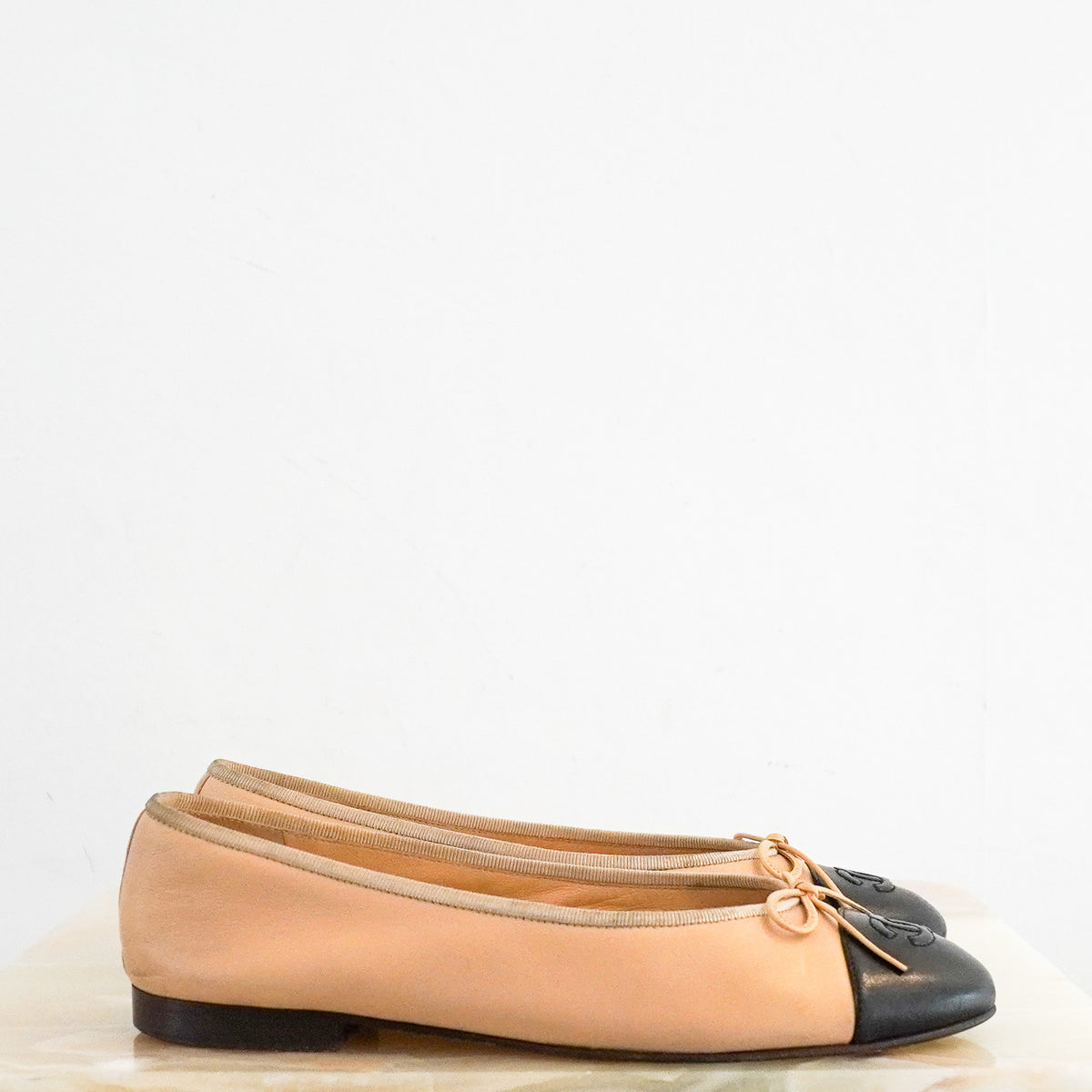Side: Chanel Ballet Flats in Beige and Black