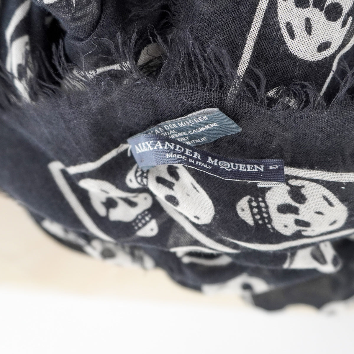 Side Image: Alexander McQueen Black Skull Scarf