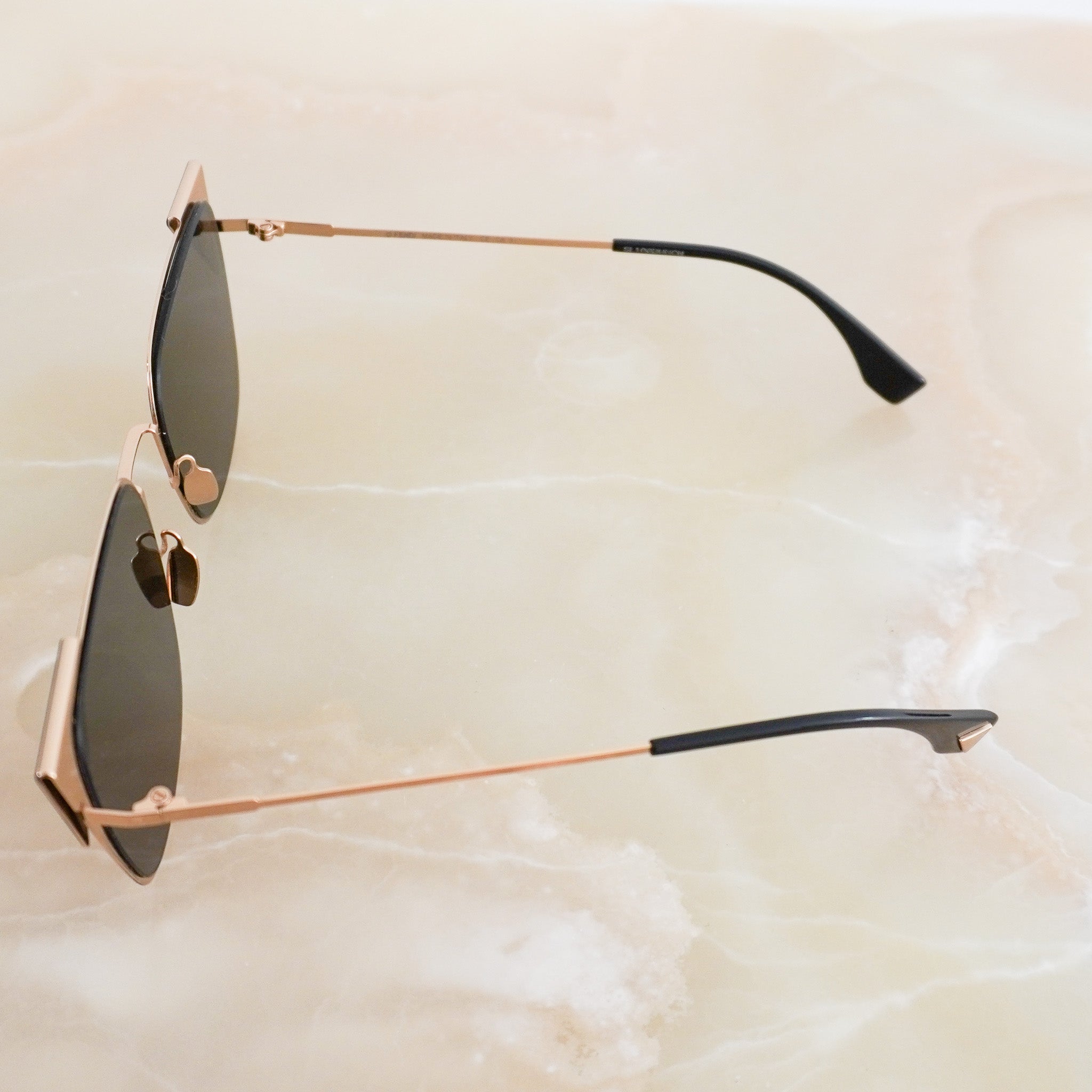 Side Image: Fendi FF square cat eye sunglasses