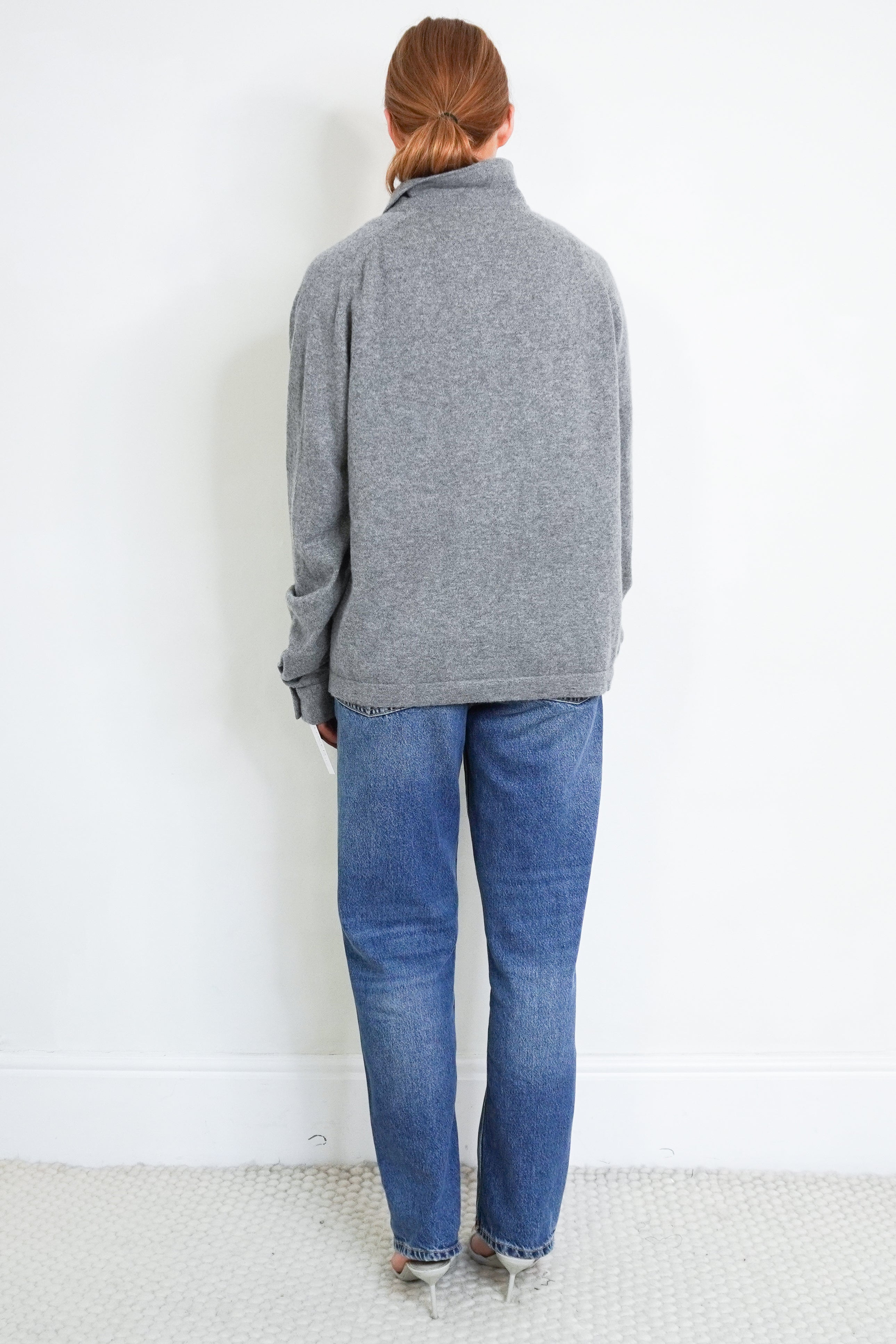 TOTEME Raglan-Sleeve Cashmere Shirt in Grey Melange back photo chelsea london