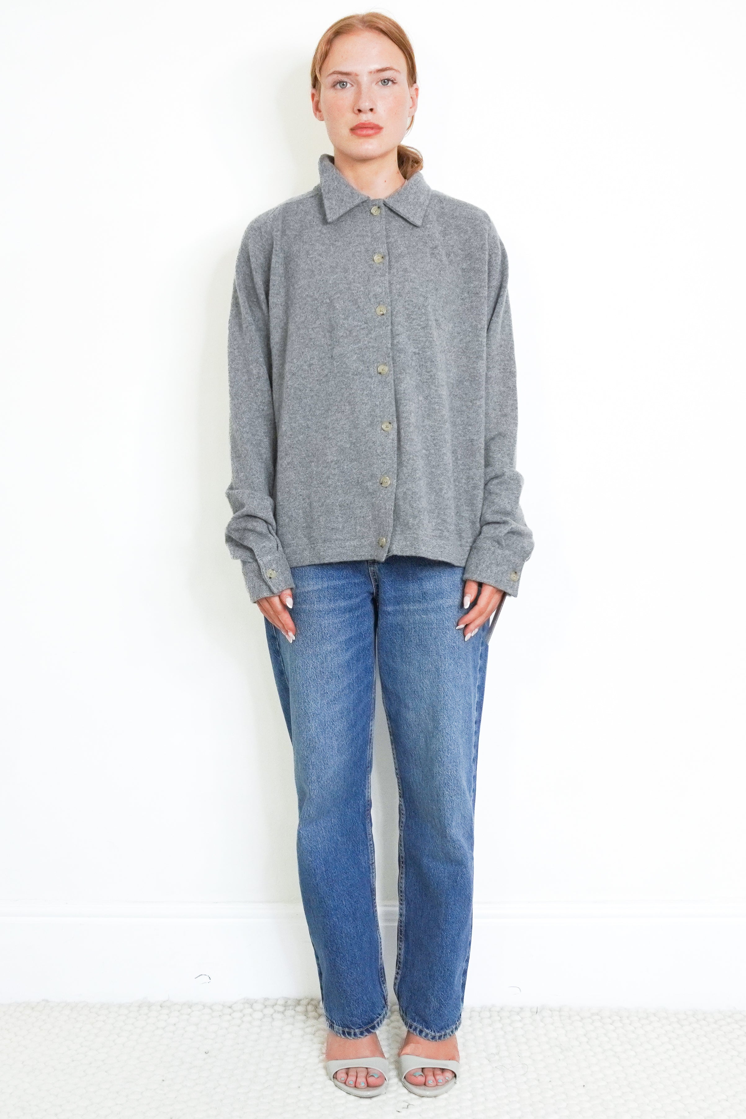 TOTEME Raglan-Sleeve Cashmere Shirt in Grey Melange front photo chelsea london