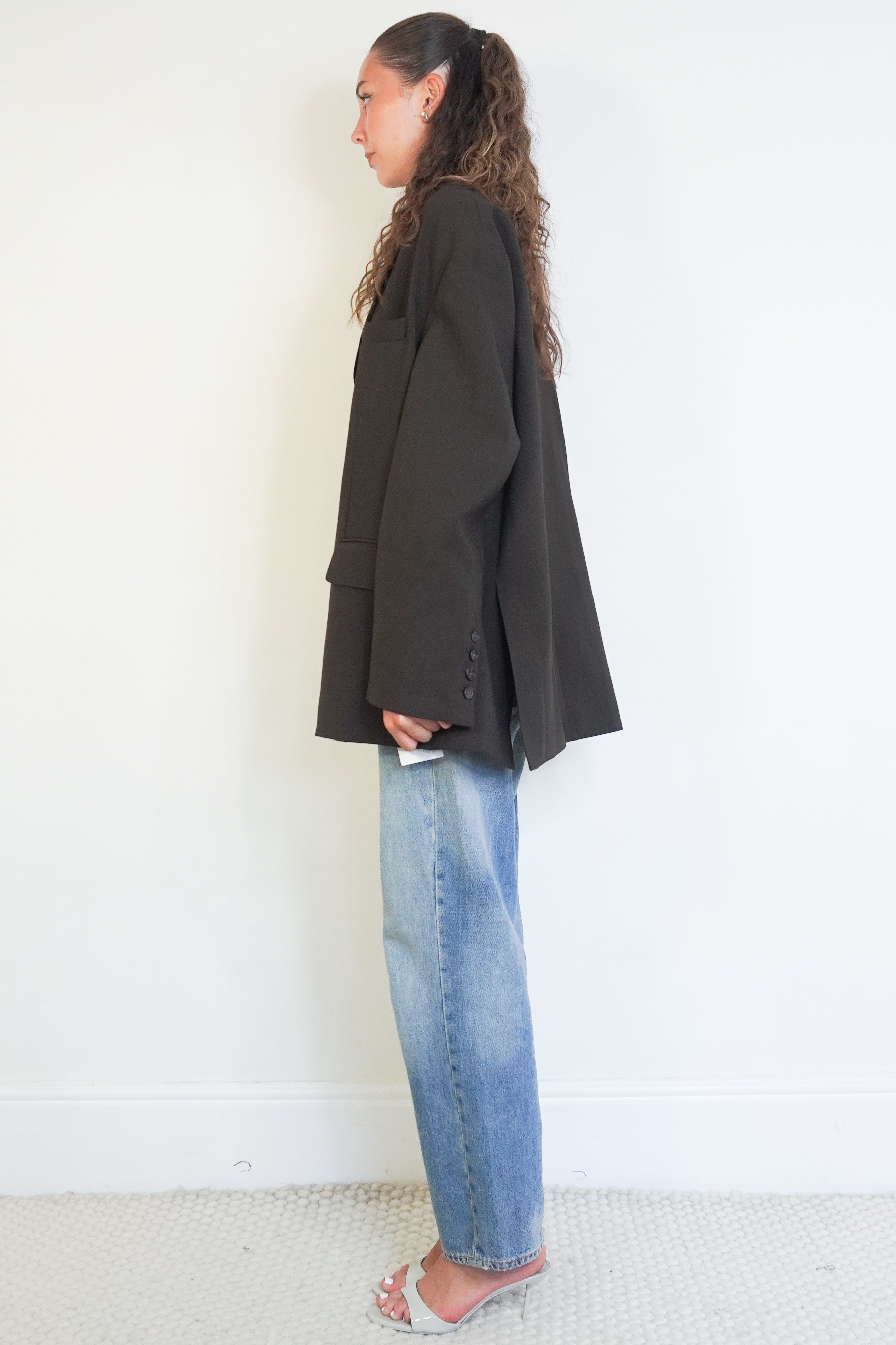 The Frankie Shop Bea Blazer in Dark Espresso side photo chelsea london