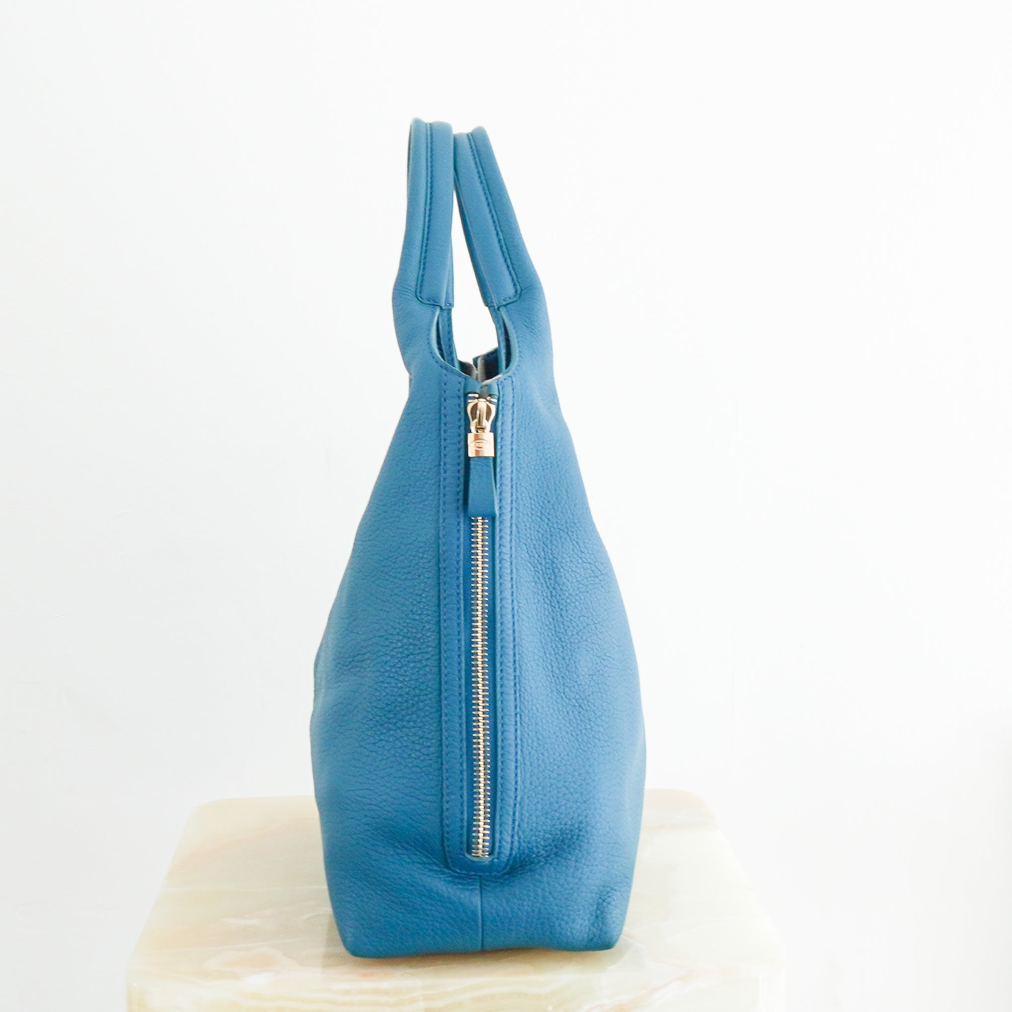 Tod's Teal Blue Pebbled Leather Zip Tote RRP £990 | Authentic Preloved - Reloved Again