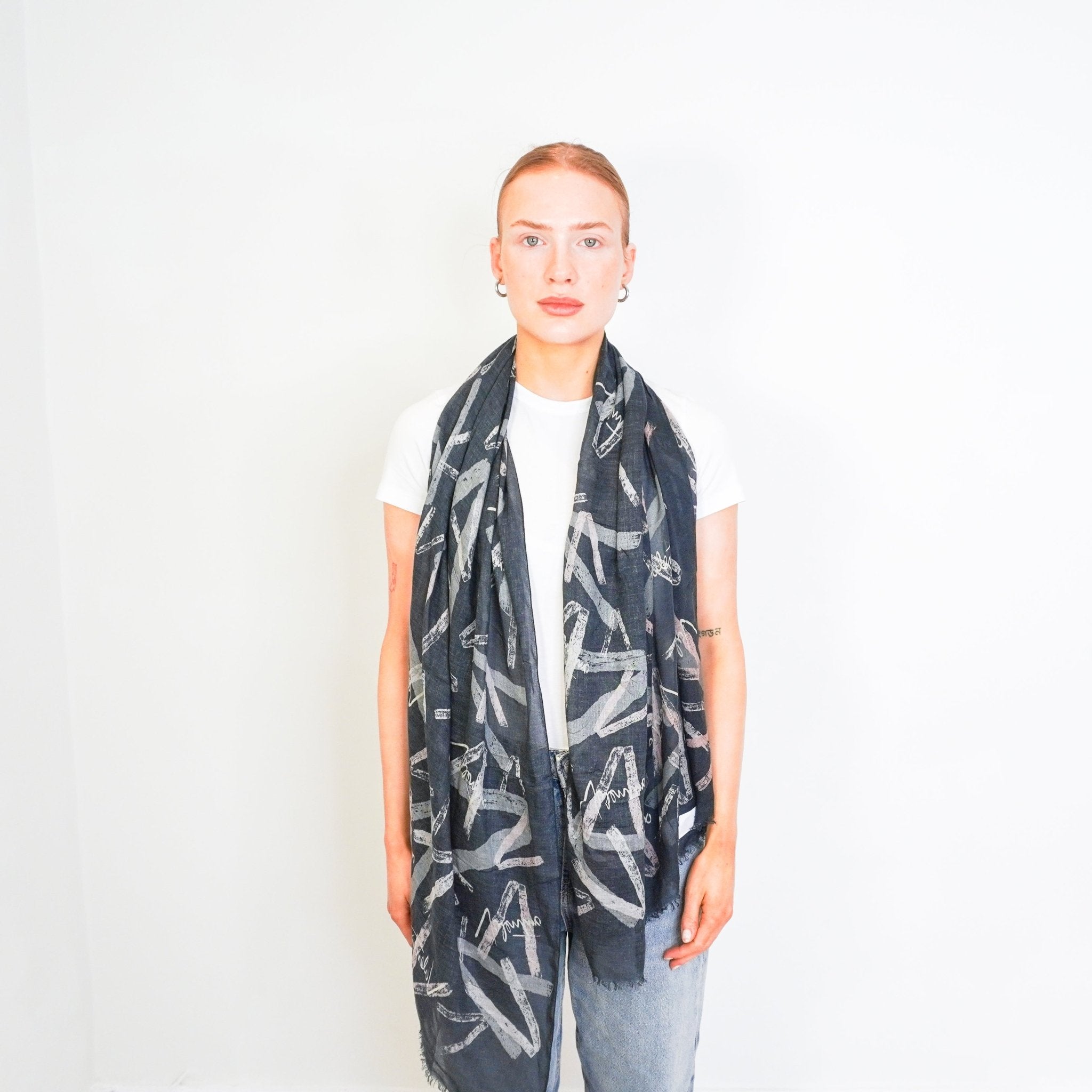 Valentino Black Logo Signature Scarf RRP £450 | Authentic Preloved FINAL SALE - Reloved Again