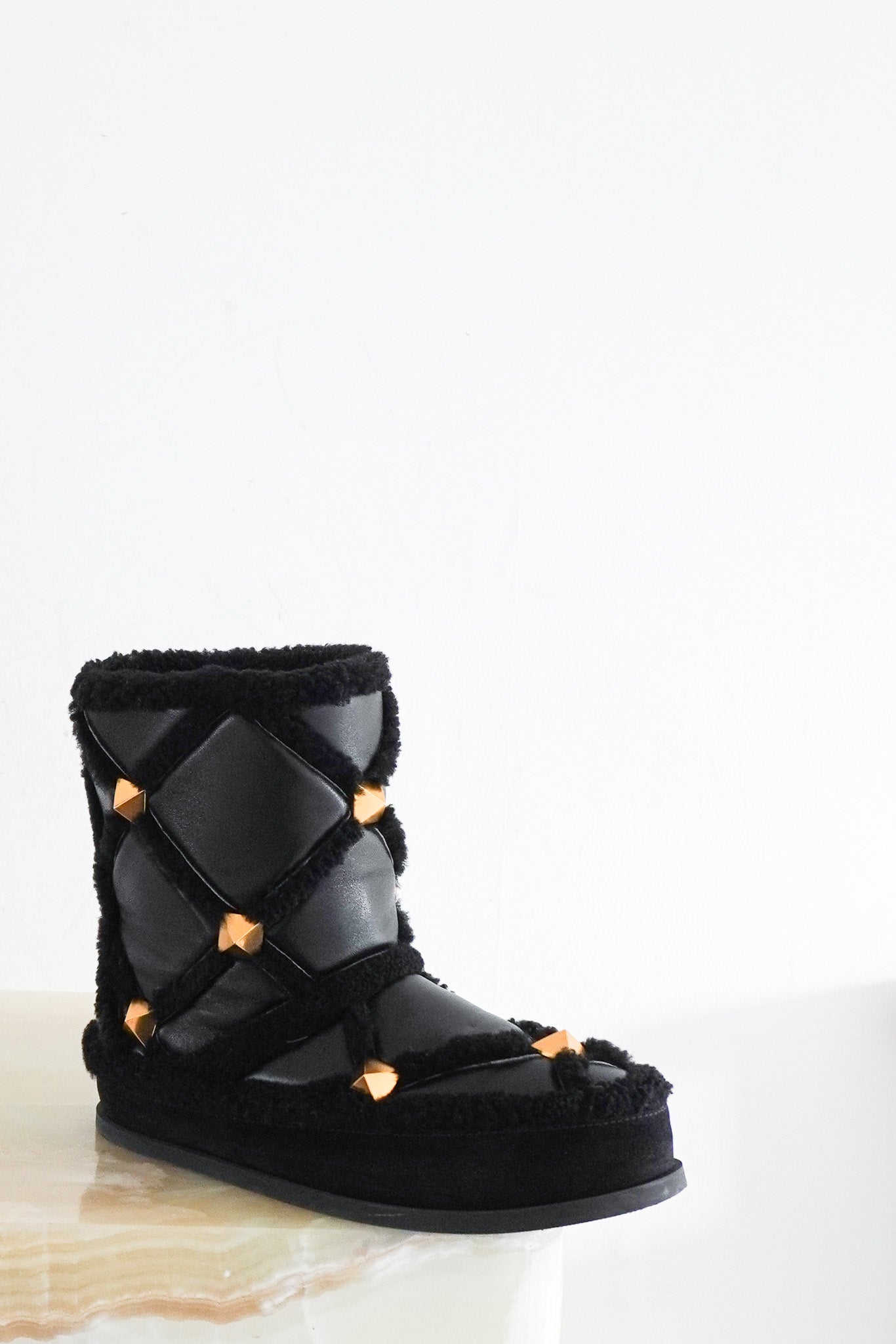 Valentino-Roman-Stud-Snow-Boots-front-picture-chelsea-london