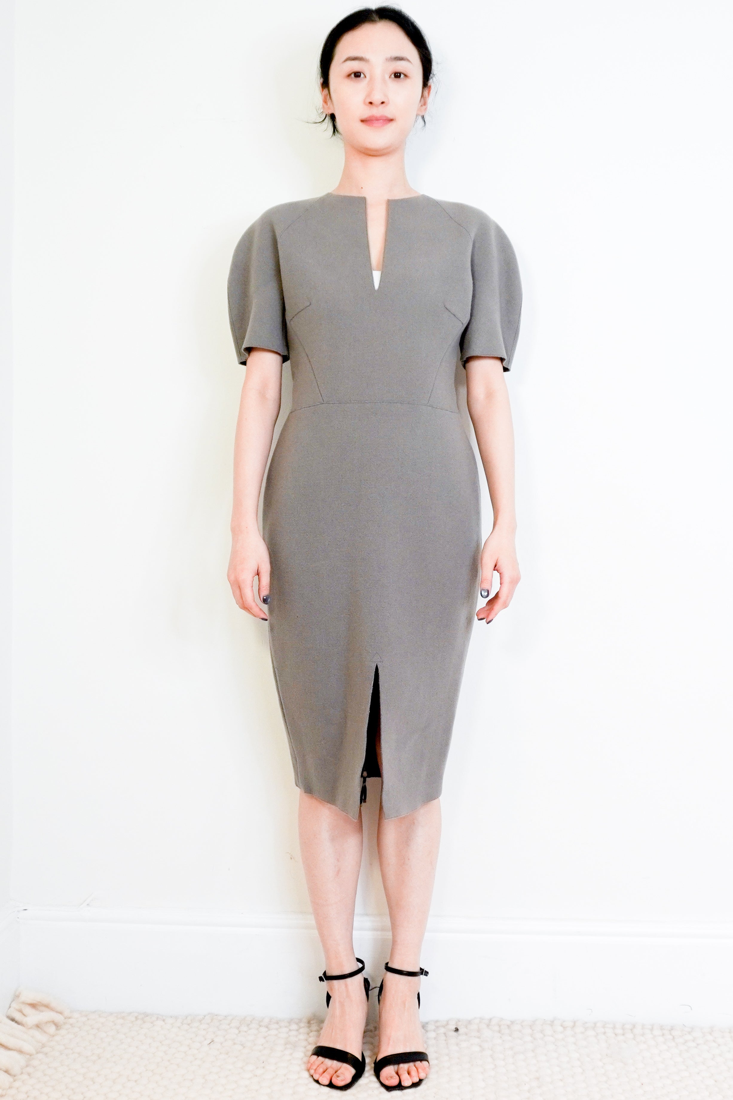 Victoria-Beckham-Grey-Wool-Dress-front-picture-Chelsea-London