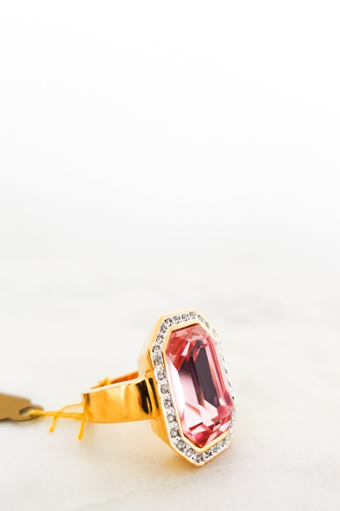 Vintage Gold plated Rose ring with colourless crystals - Reloved Again