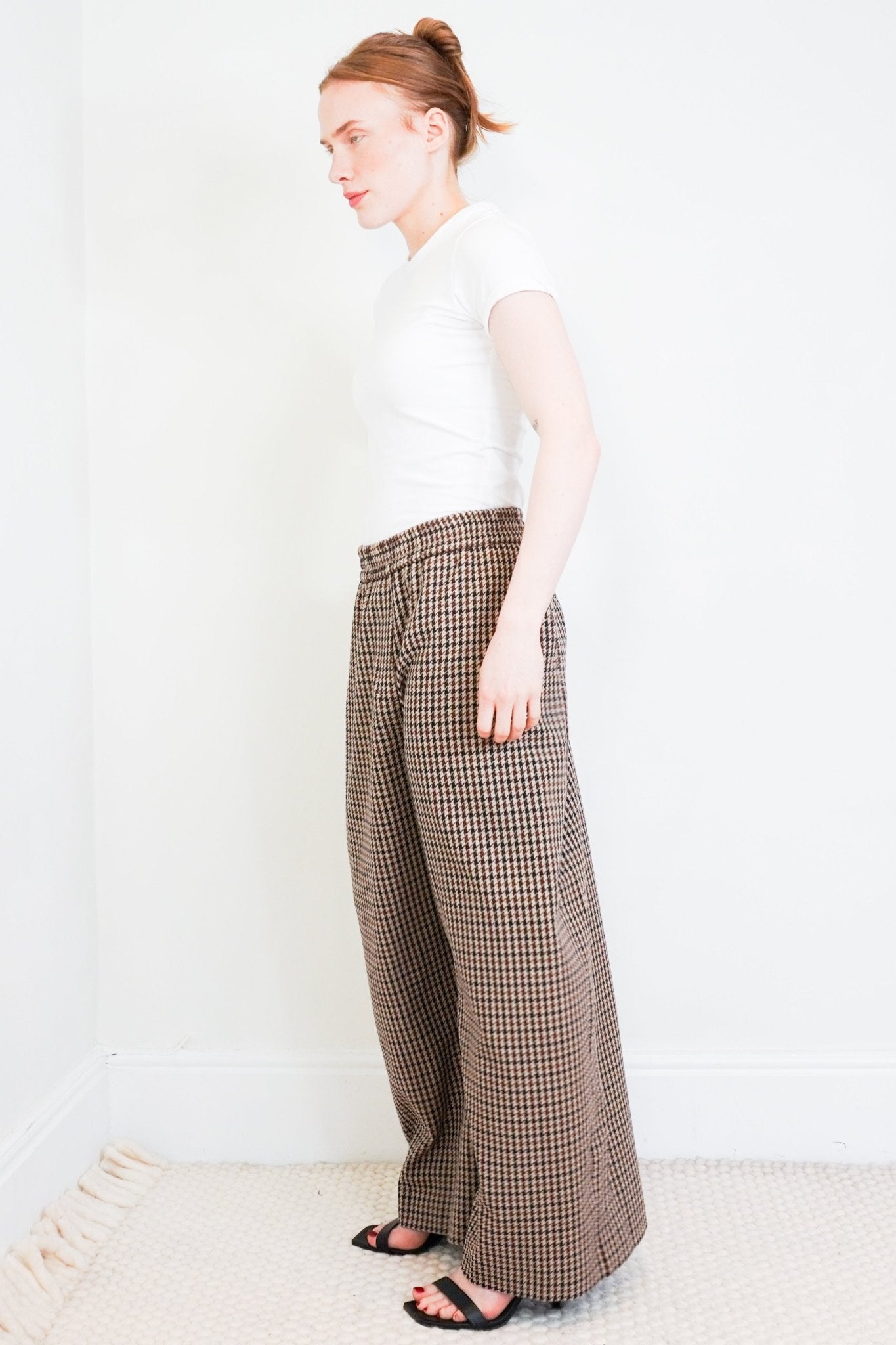 Weekend- Max-Mara-Check-Trousers-Side-Picture