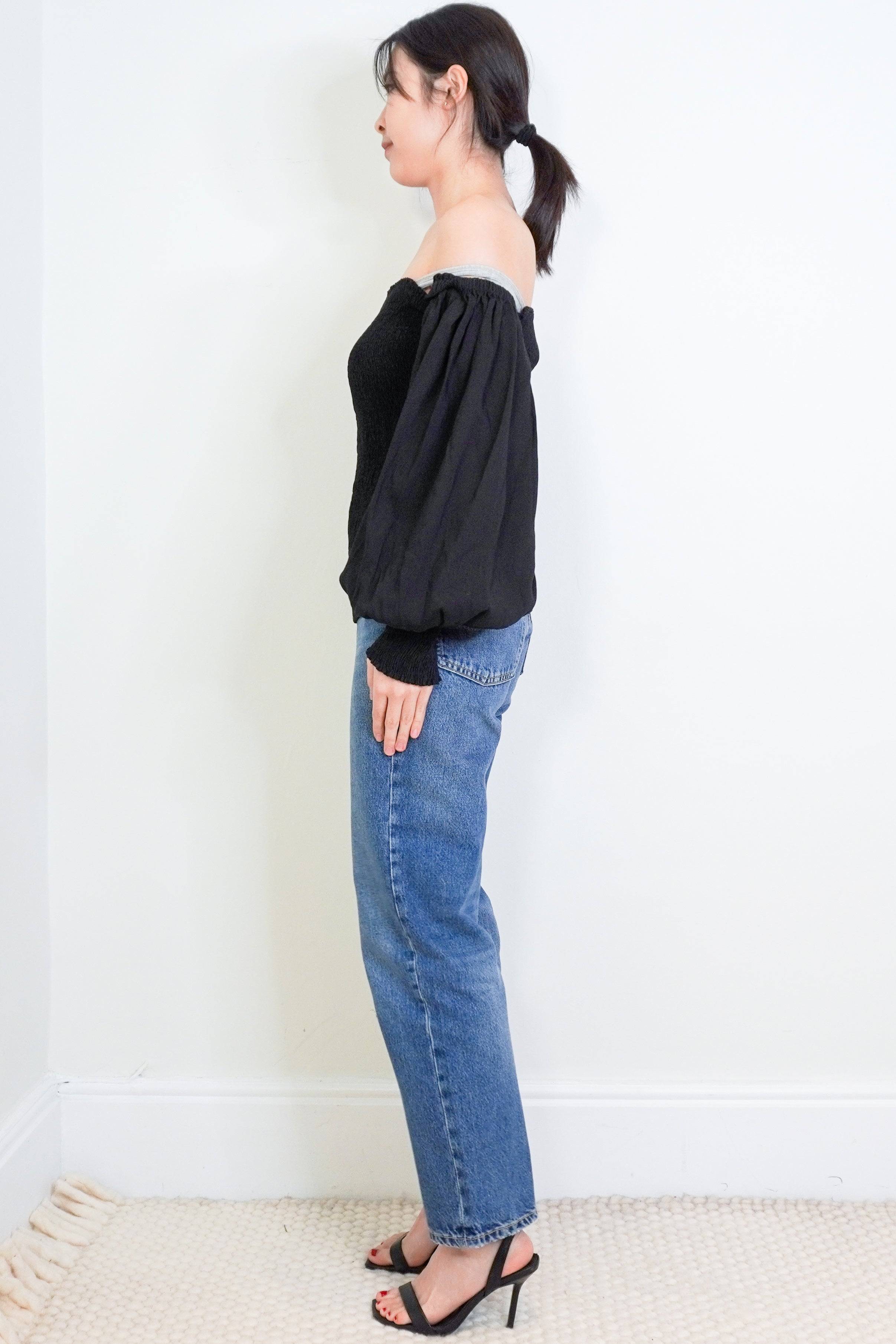 akris-punto-black-top-authentic-preloved-side-picture-Chelsea-london