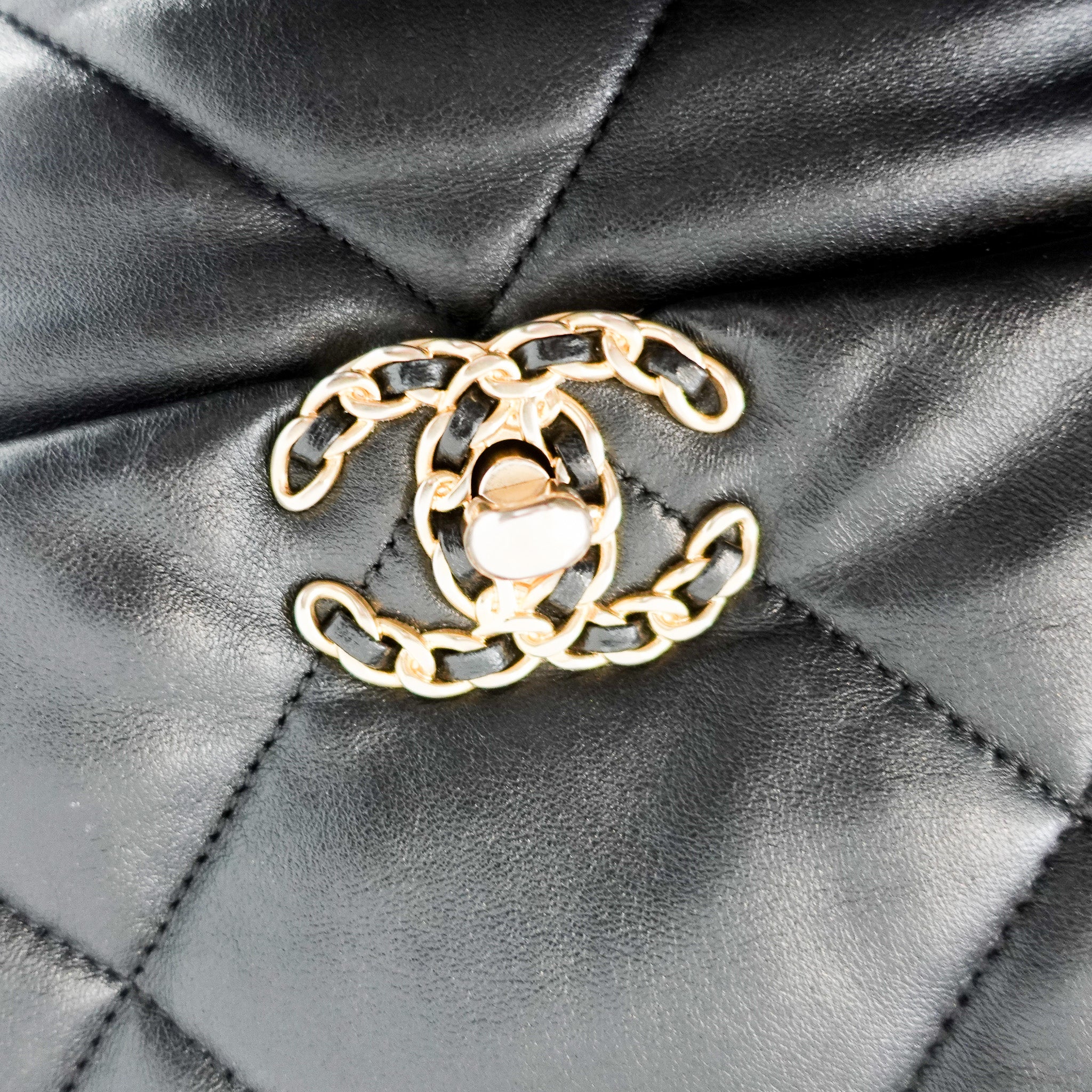 chanel-black-lambskin-maxi-19-large-single-flap-bag-cc-picture-chelsea-london