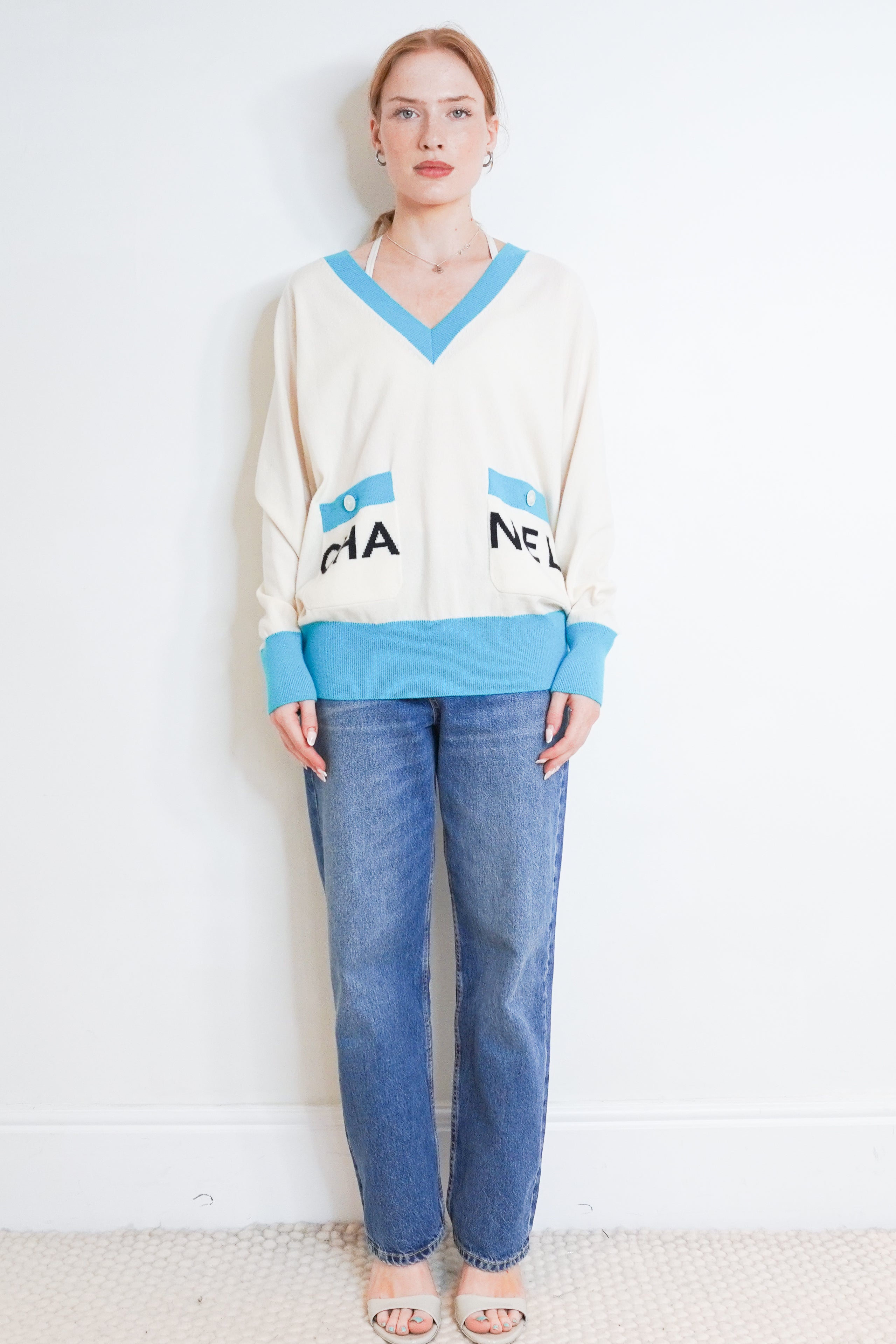 Chanel White and Blue Cashmere Sweater RRP £1500 | Authentic Preloved