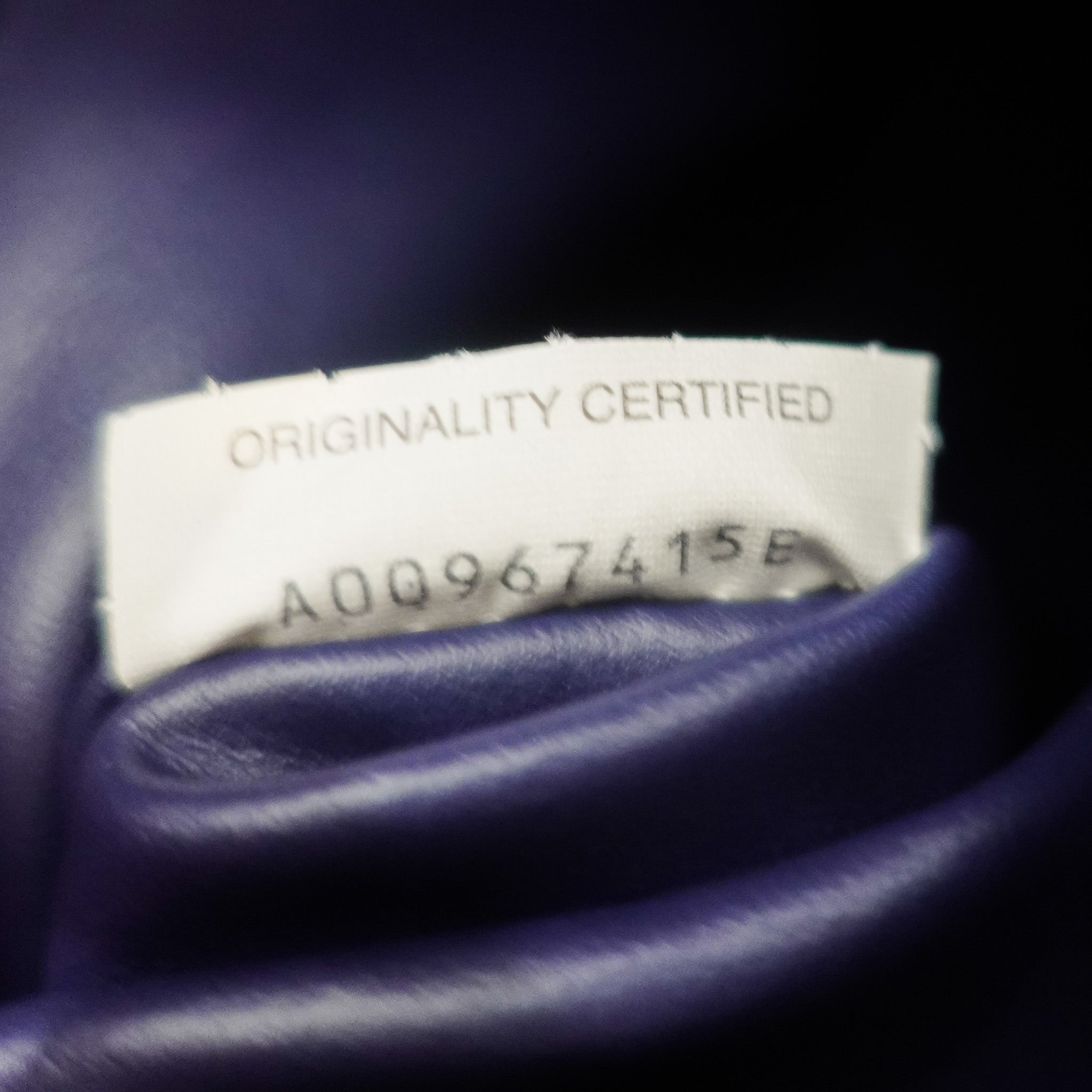 current-season-bottega-veneta-hop-small-shoulder-bag-in-navy-serial-number-picture-chelsea-london