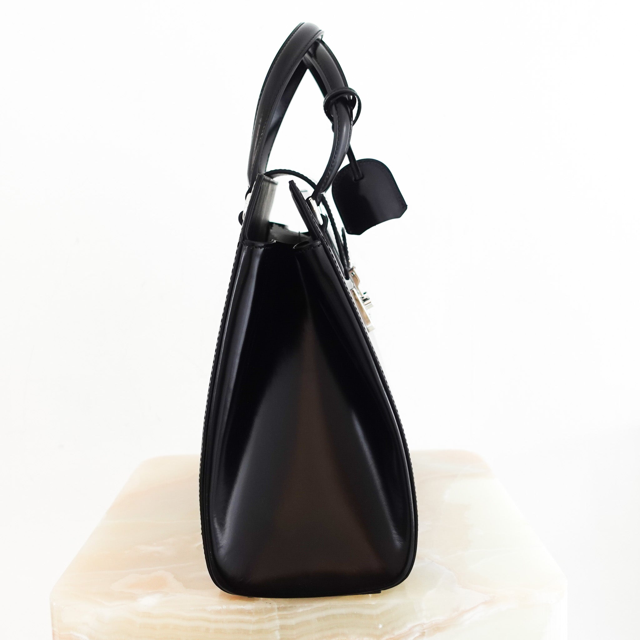 Gucci Lady Lock Tote in Black | Authentic Preloved - Reloved Again