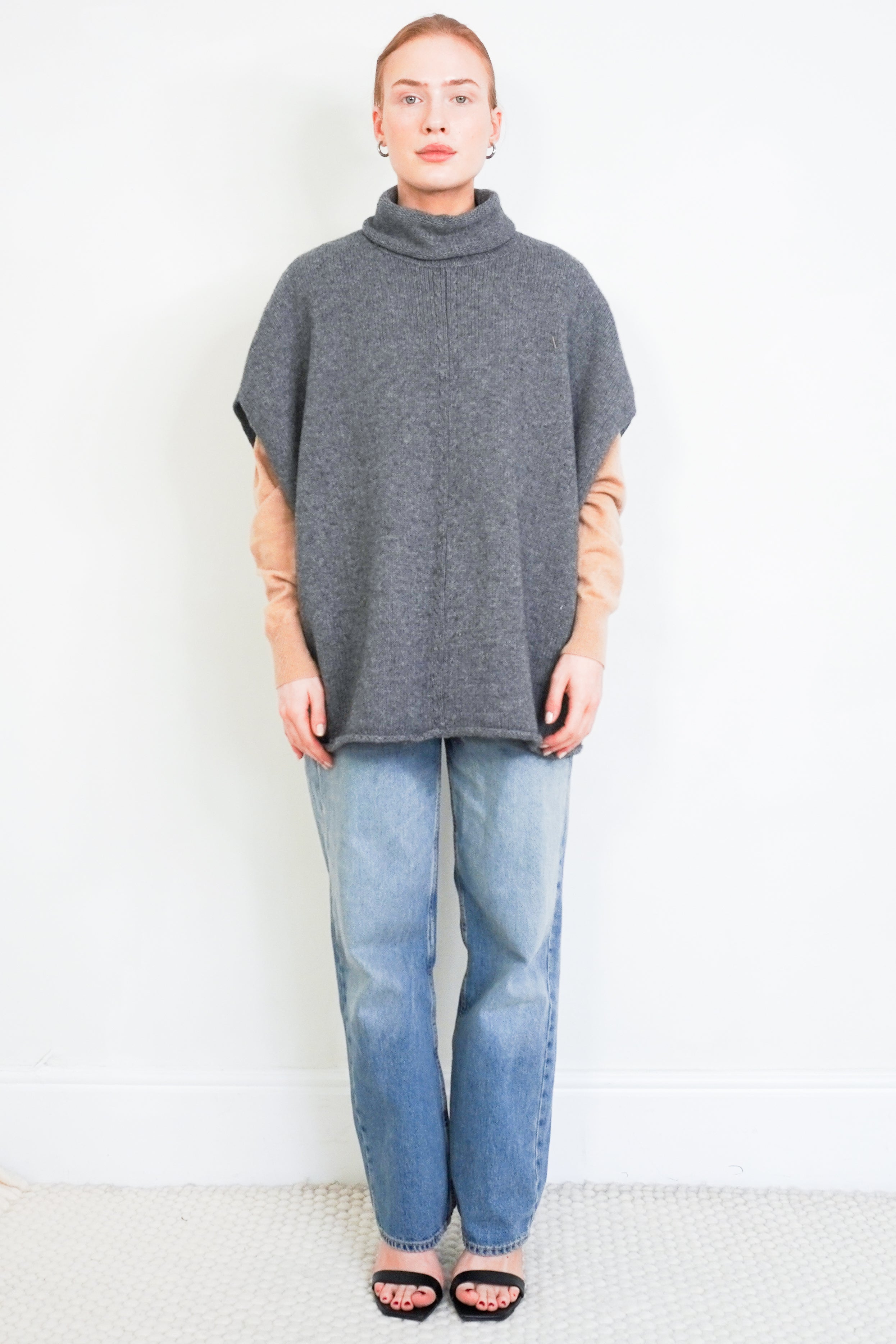 joseph-grey-cashmere-poncho-authentic-preloved-front-picture-chelsea-london