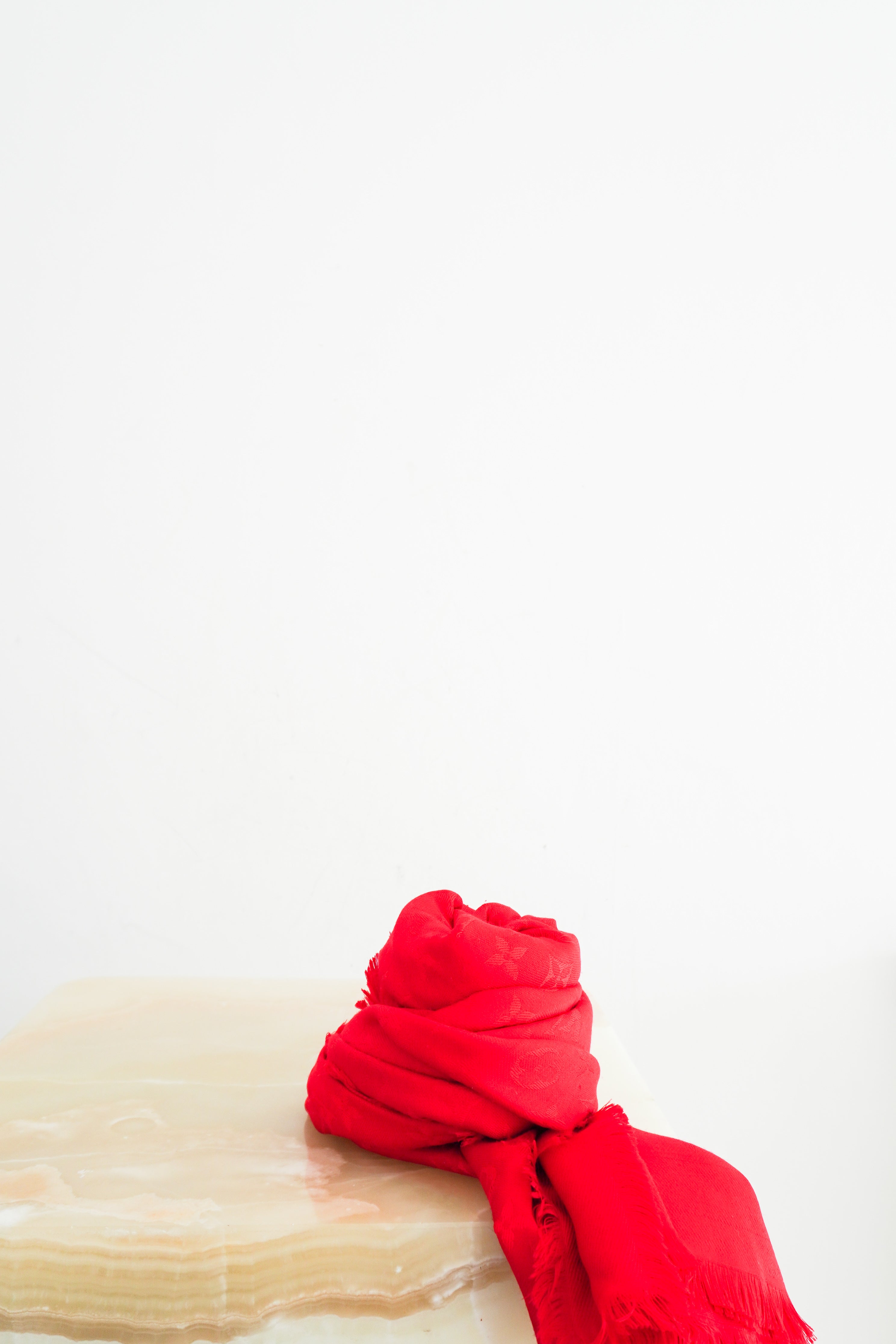 louis-vuitton-red-monogram-scarf-authentic-preloved-cover-picture-Chelsea-london