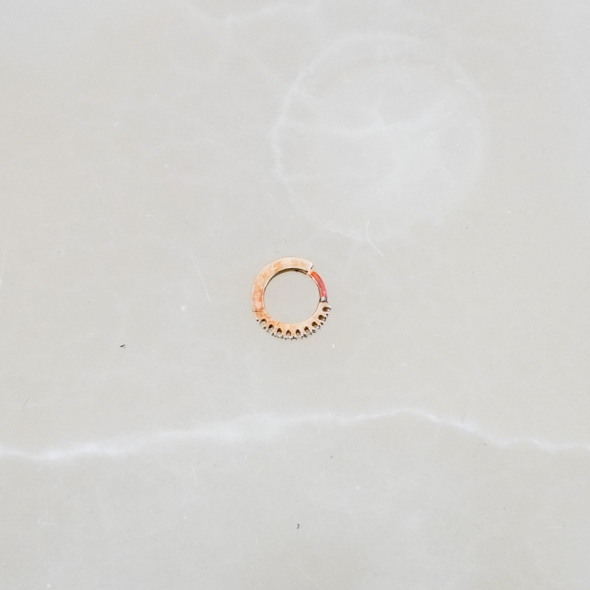 maria-tash-huggie-side-picture