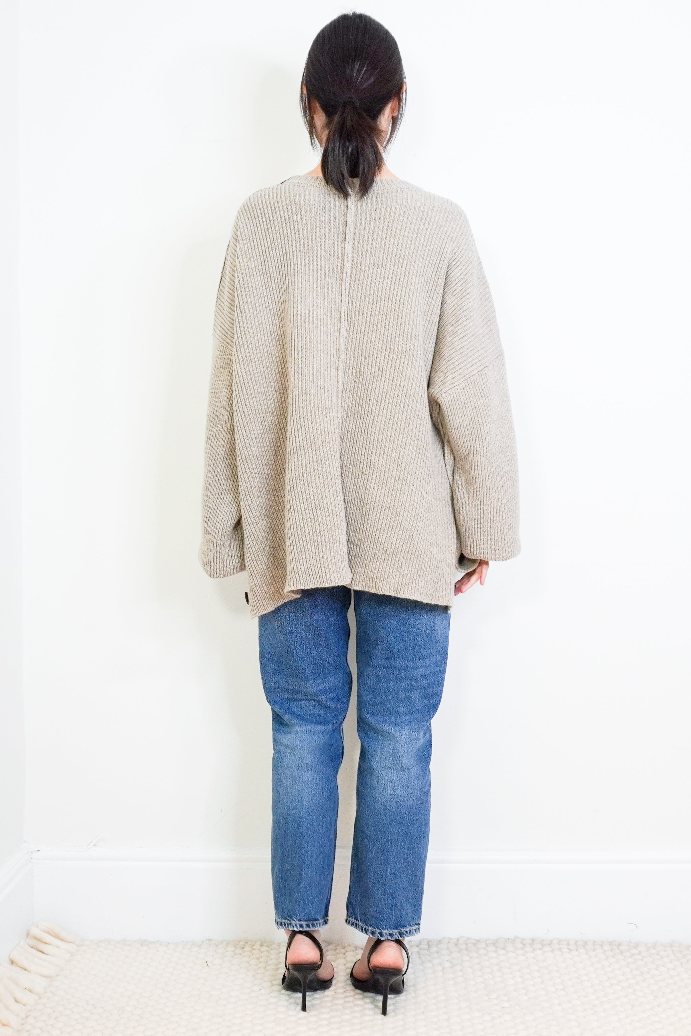 peter-do-fall-winter-2022-brown-knit-sweatshirt-authentic-preloved-back-picture-Chelsea-london