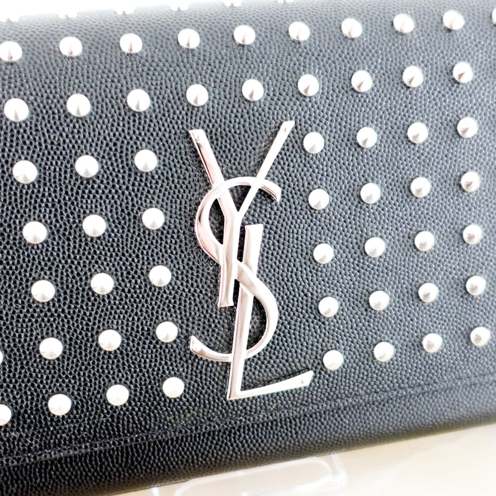 saint-laurent-kate-studded-clutch-close-up-picture-chelsea-london