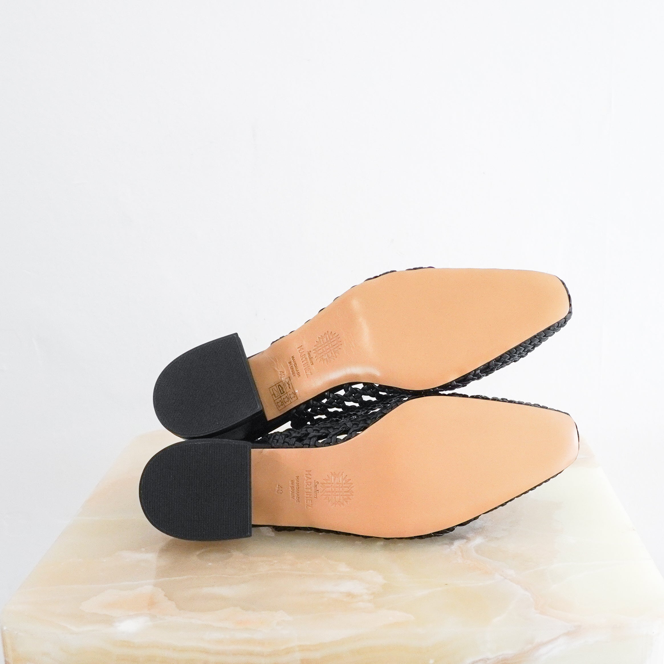 souliers-martinez-black-slingbacks-authentic-preloved-base-picture-chelsea-london