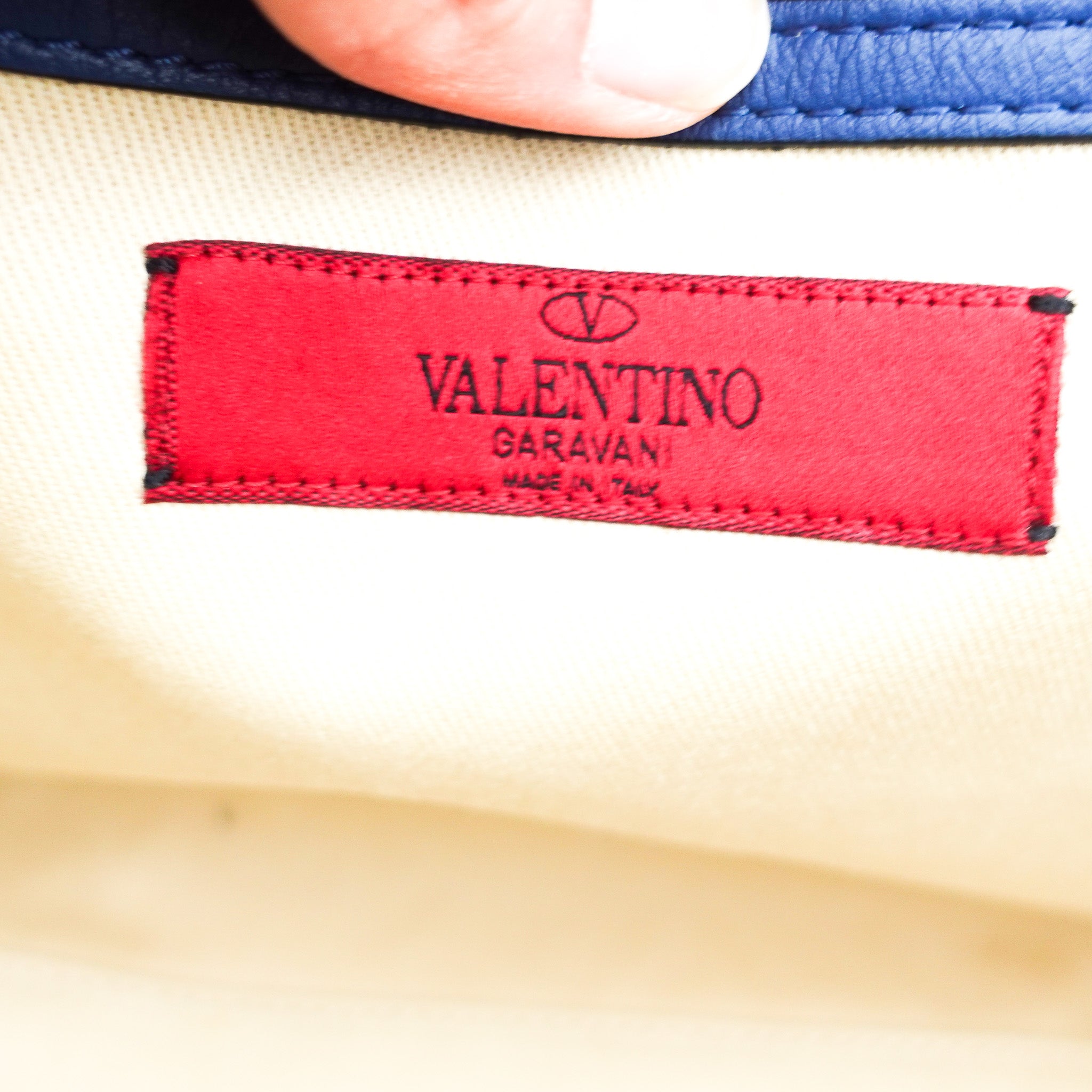 valentino-blue-rockstud-tote-bag-label-picture-chelsea-london