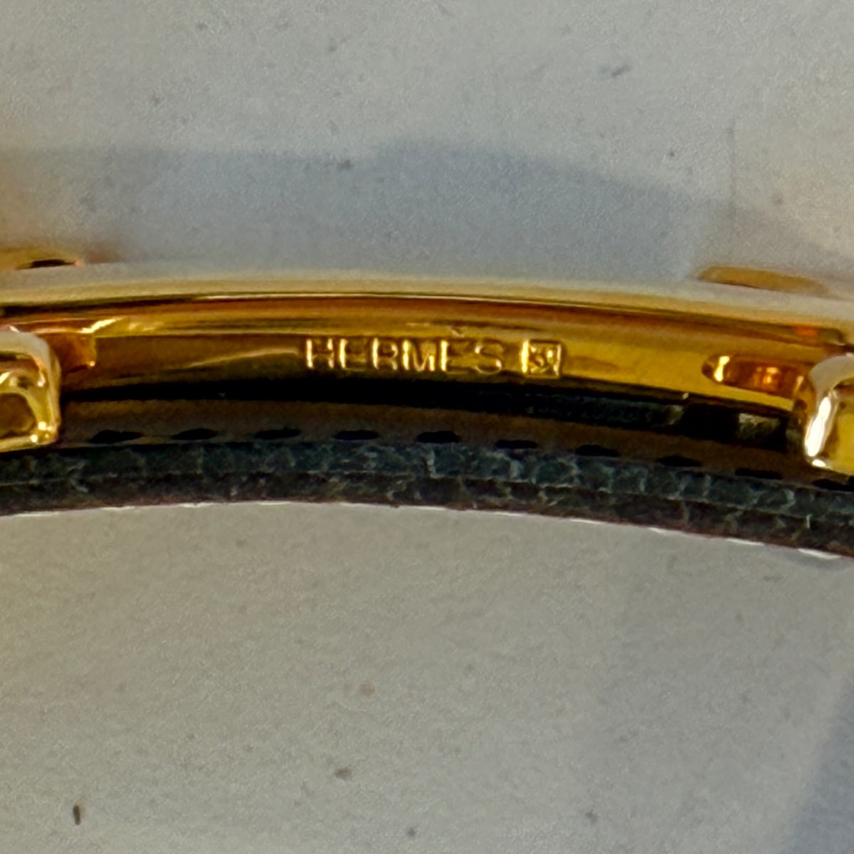 Hermes H belt with box   buckle and reversible strap 70 ( UK 6 ) reversible gold