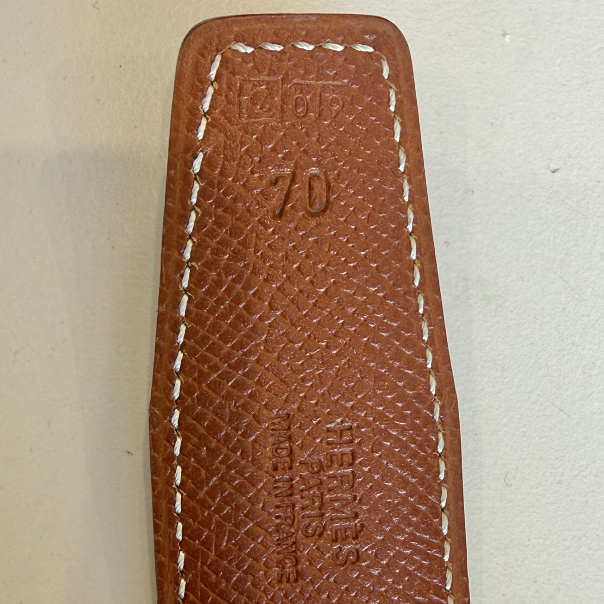 Hermes H belt with box   buckle and reversible strap 70 ( UK 6 ) reversible gold