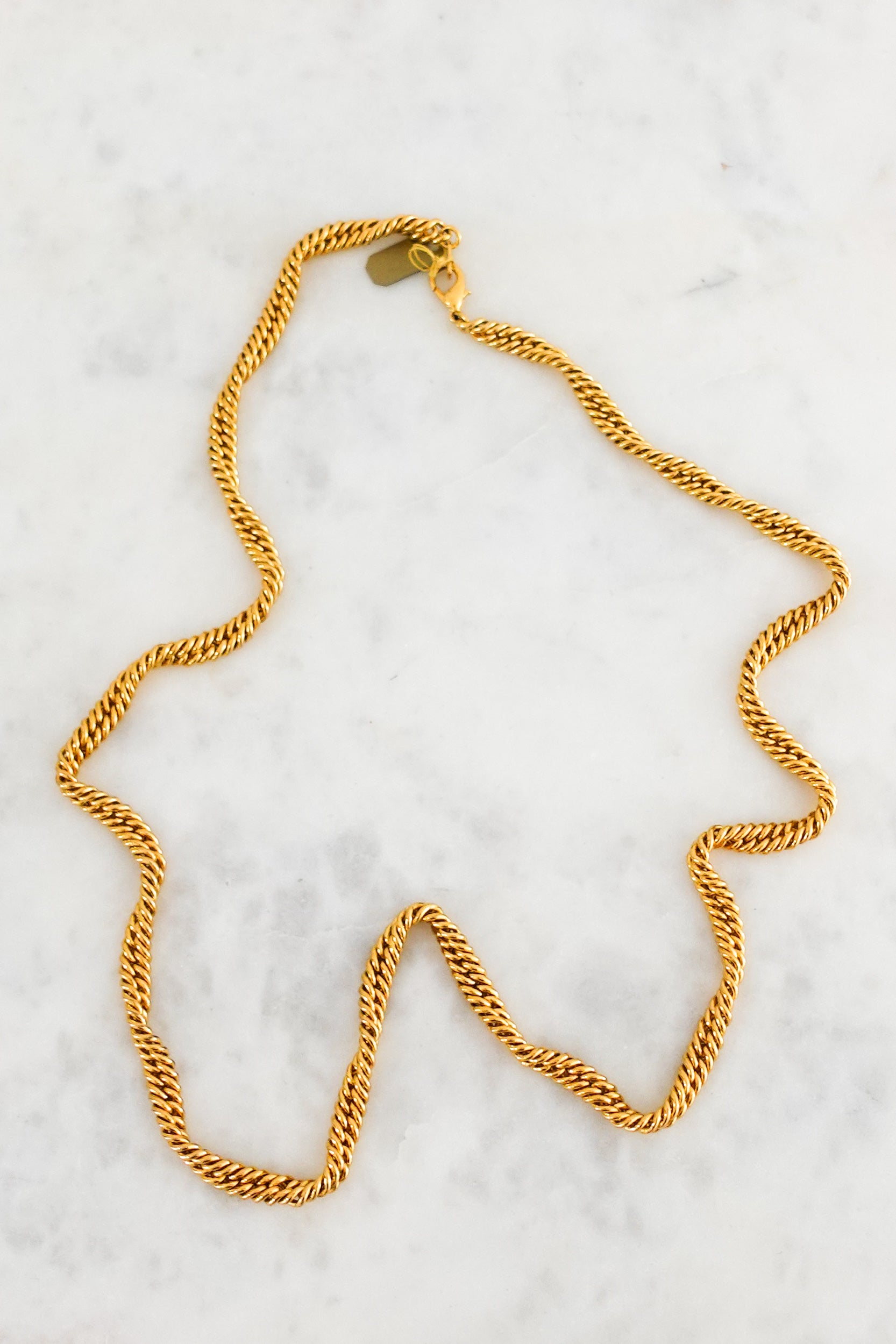 Twisted link gold plated cabouchon chain long EO