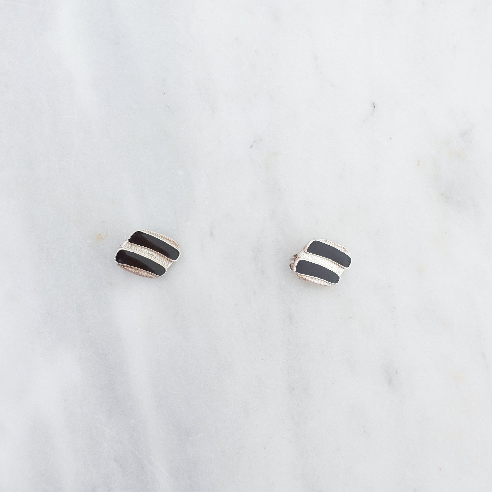 Jean Muir X Ian Young silver clip on earrings - Final Sale - Reloved Again