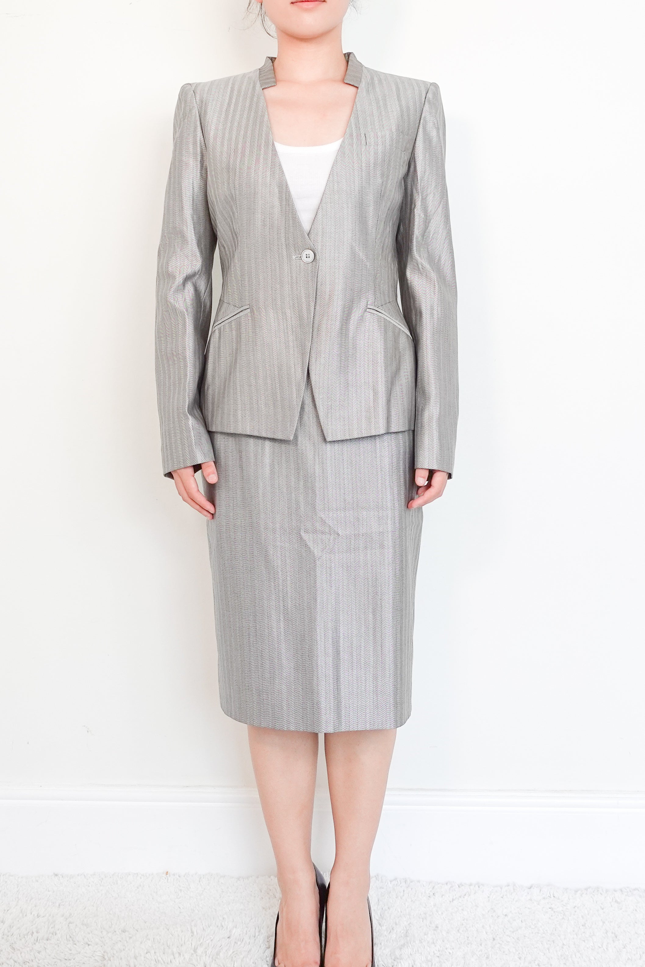 Alexander-McQueen-Herringbone-Suit-skirt-set-Front-picture