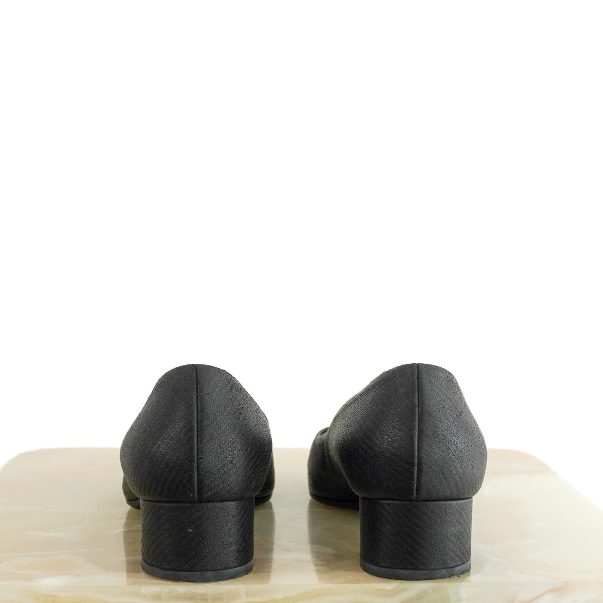 Back Image: Chanel CC Cap-Toe Block Heel Pumps EU 40