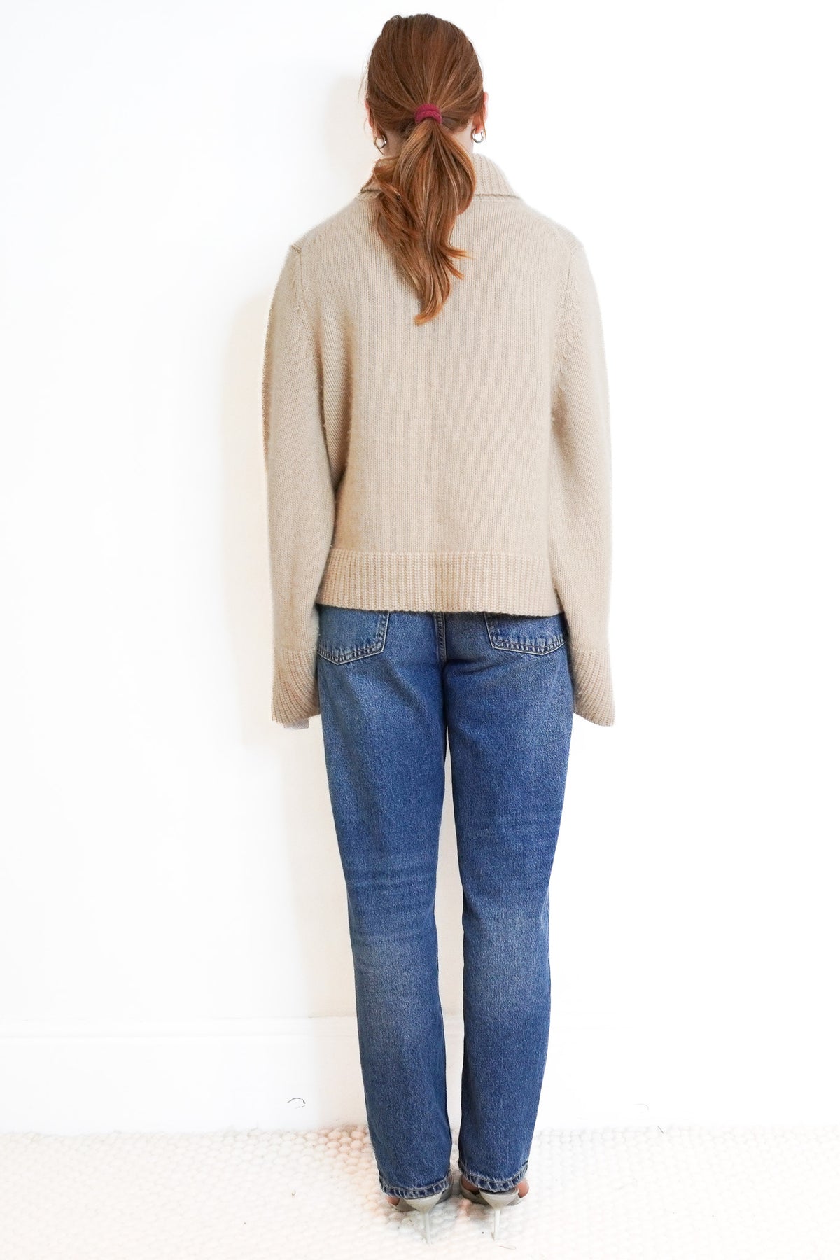 Back Image: Khaite Willem Cashmere Sweater 