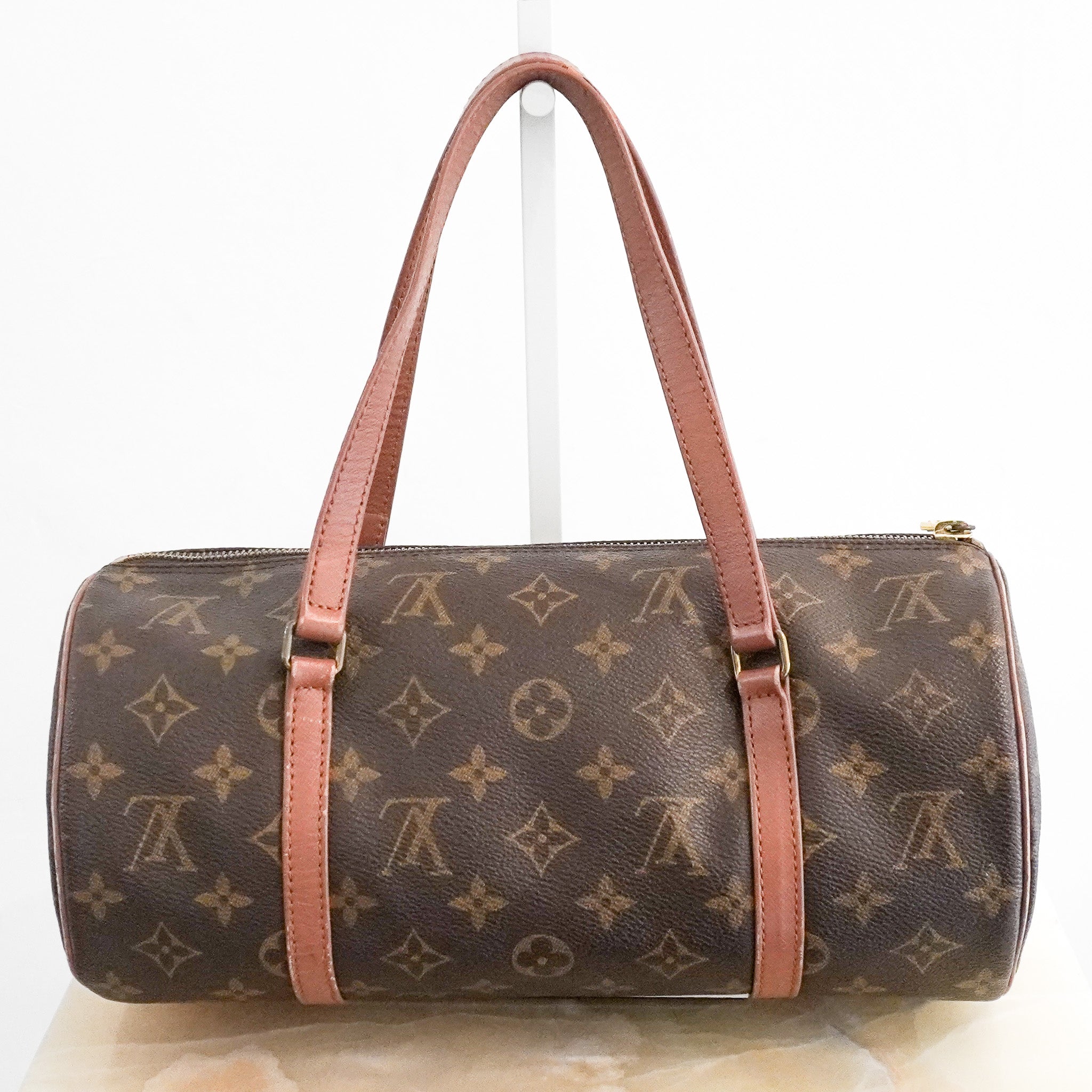 Back Image: Louis Vuitton 1994 Monogram Papillon 30 Handbag
