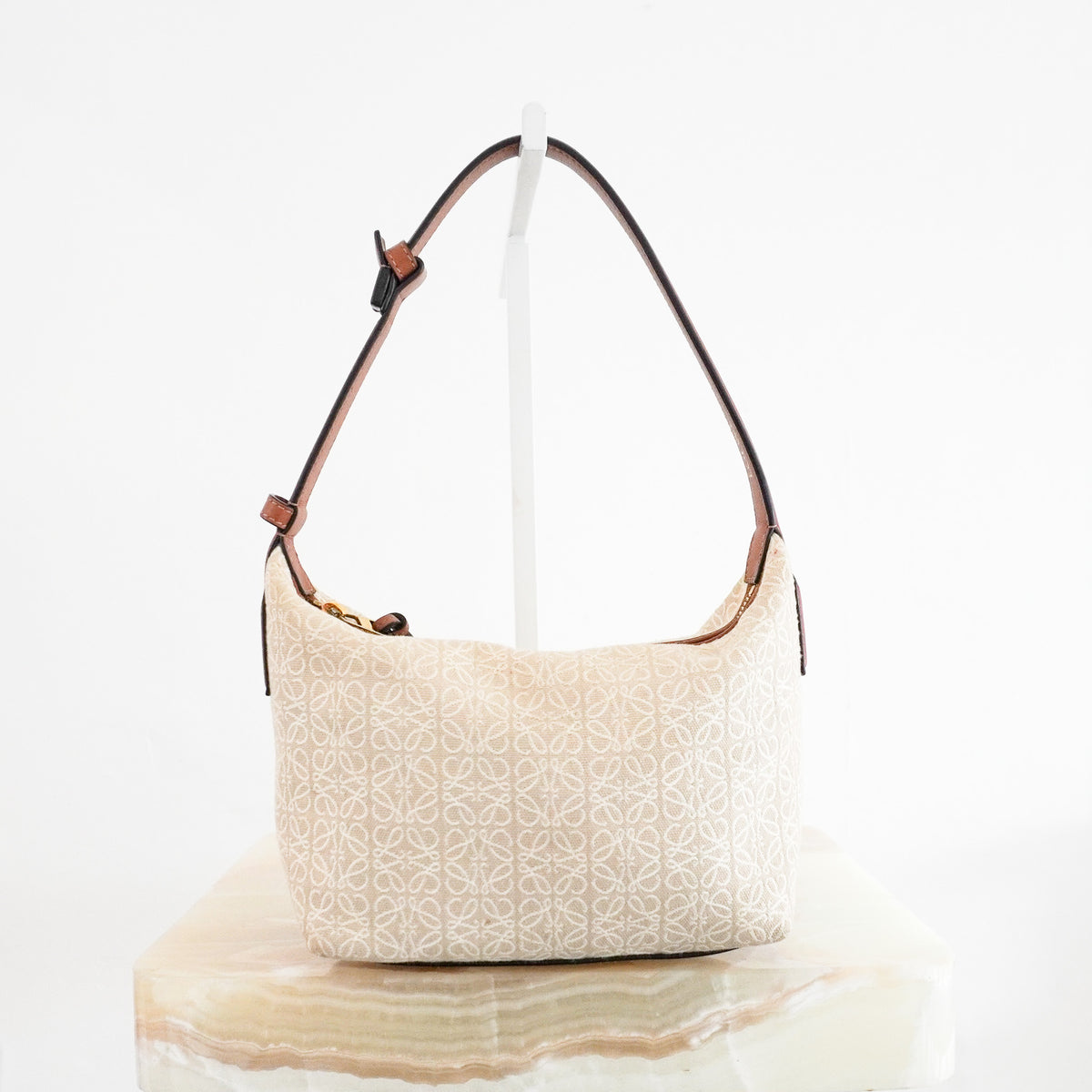 Back Loewe Cubi Anagram Bag 