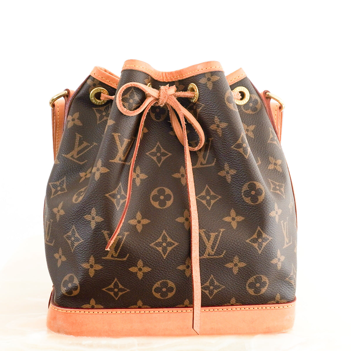 Louis Vuitton BB NOE Bucket Bag (RRP £1590) | Authentic Preloved - Reloved Again