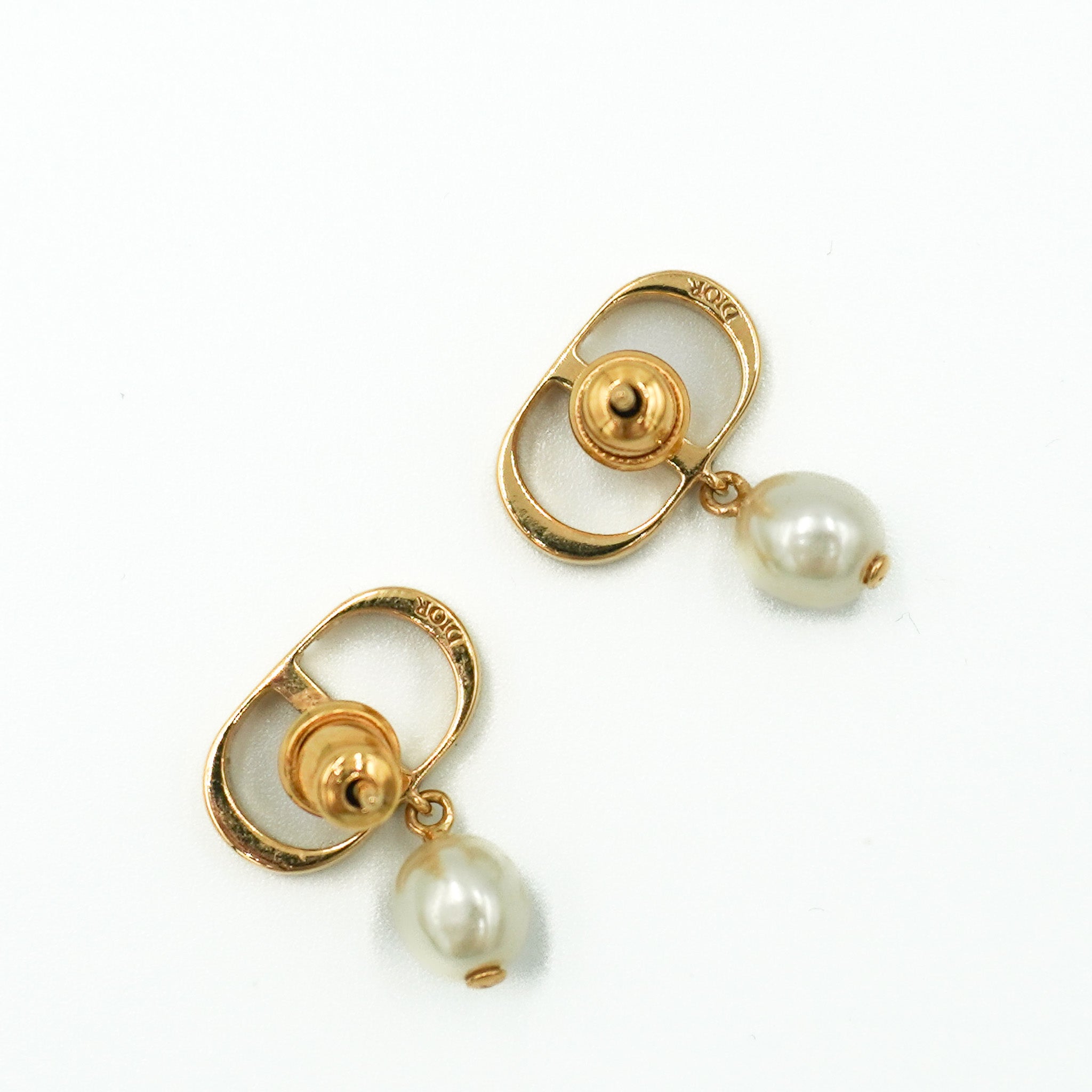 Back image Dior CD Earrings in Gold-Tone Metal with White Resin Pearls 