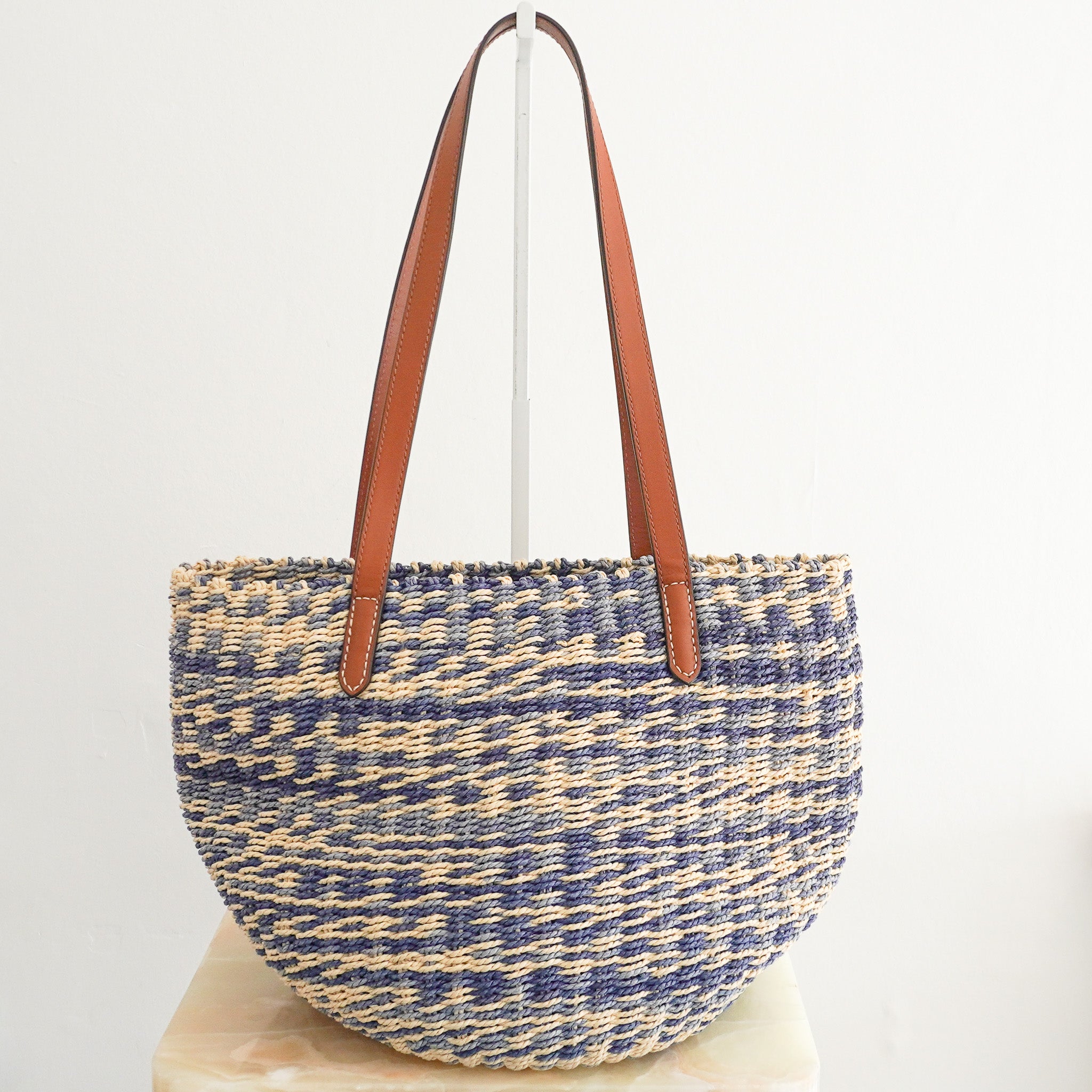 Back image of the Ralph Lauren Beach Bag in Blue and Cream 