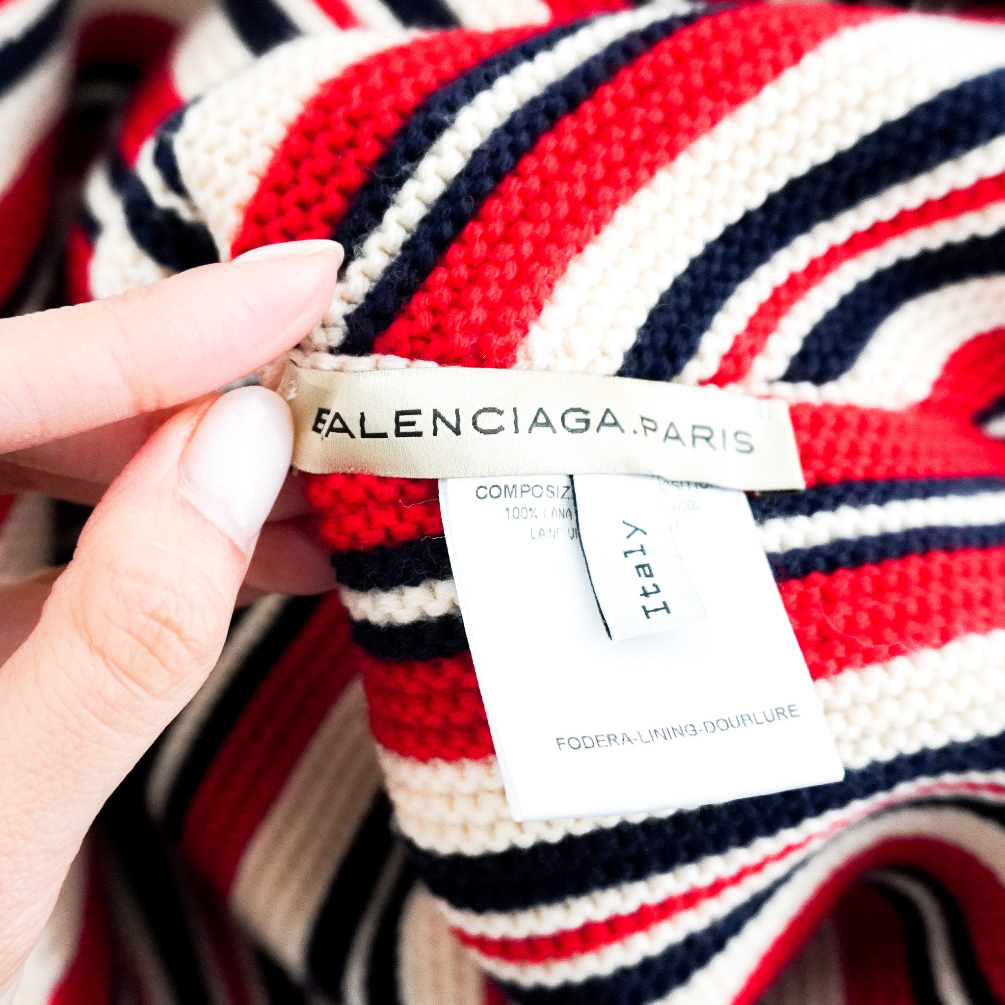 Balenciaga-Red-Colourway-Neckwarmer-front-photo