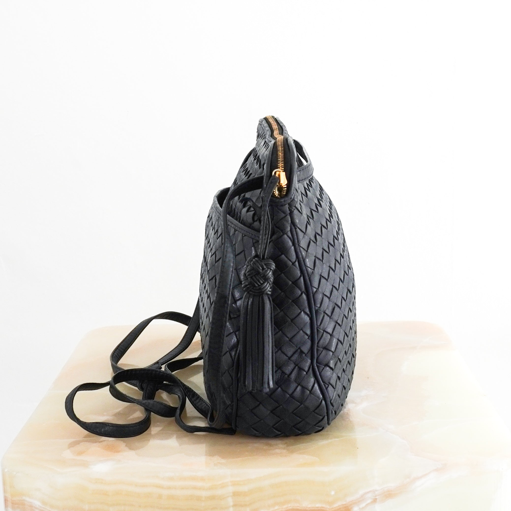 Bottega-Veneta-Vintage-Intreciatto-Shoulder-Bag-in-Navy-side-picture-Chelsea-London