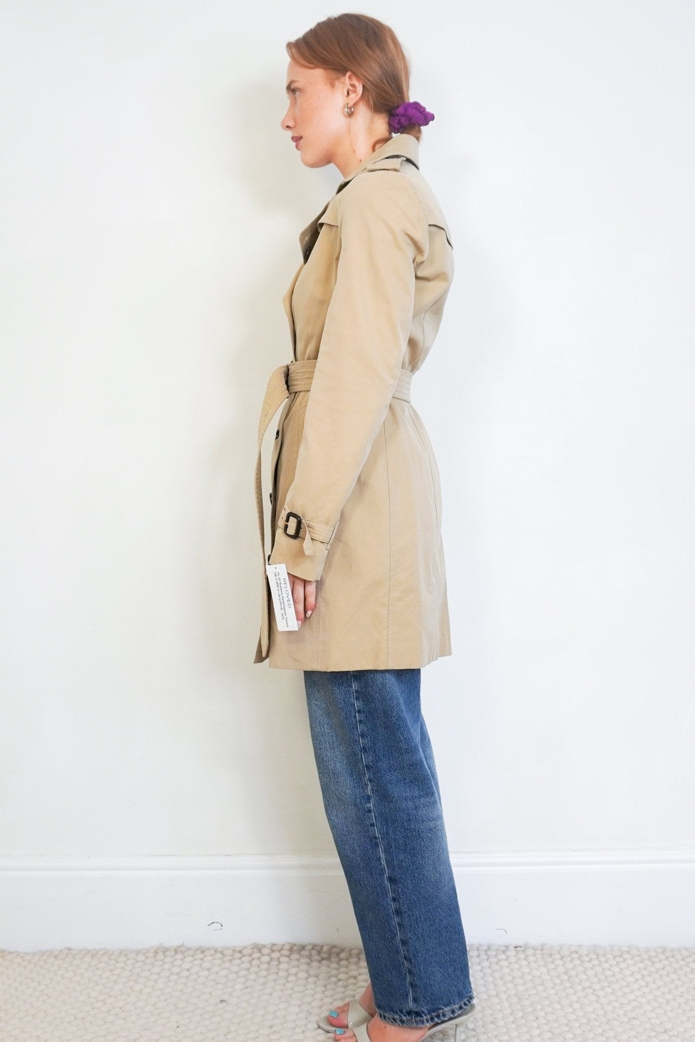 Burberry The Sandringham Medium Beige Cotton Trench Coat side photo chelsea london