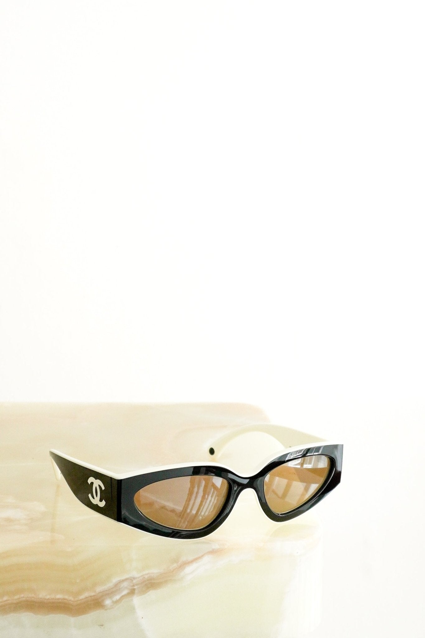 CURRENT SEASON Chanel 6056 Black & White Cat-Eye Sunglasses (RRP £385) | Authentic Preloved FINAL SALE - Reloved Again