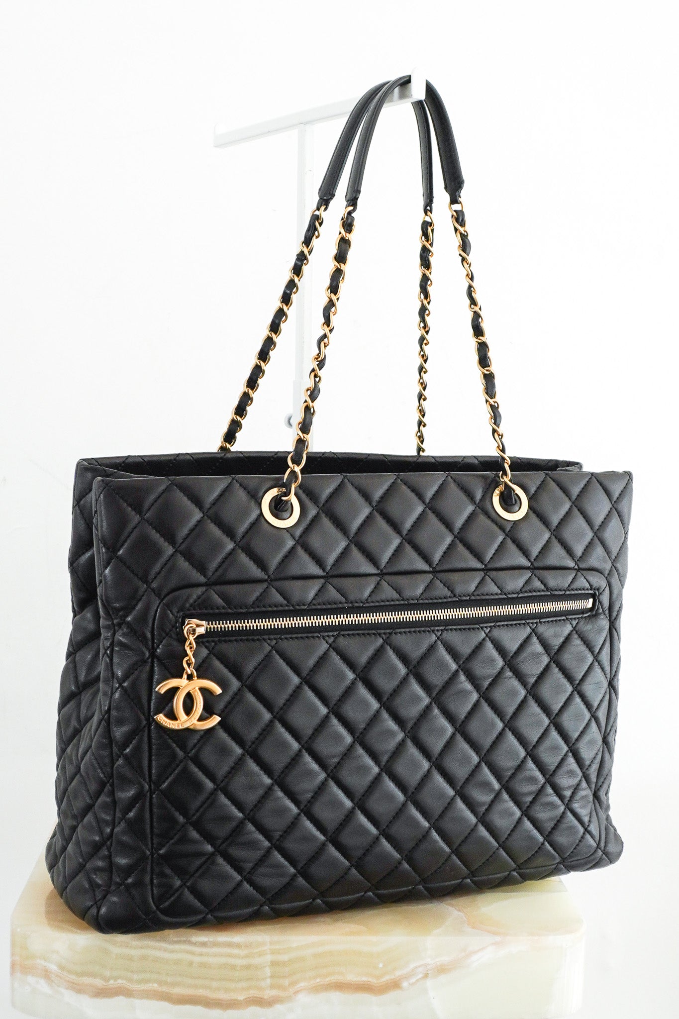 Chanel-CC-Charm-Lambskin-Tote-front-picture-chelsea-london