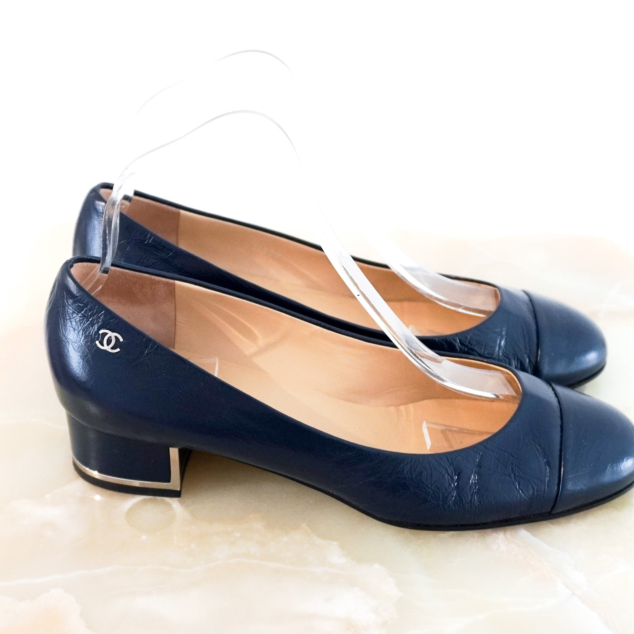Chanel-CC-Navy-Block-Heels-side-picture
