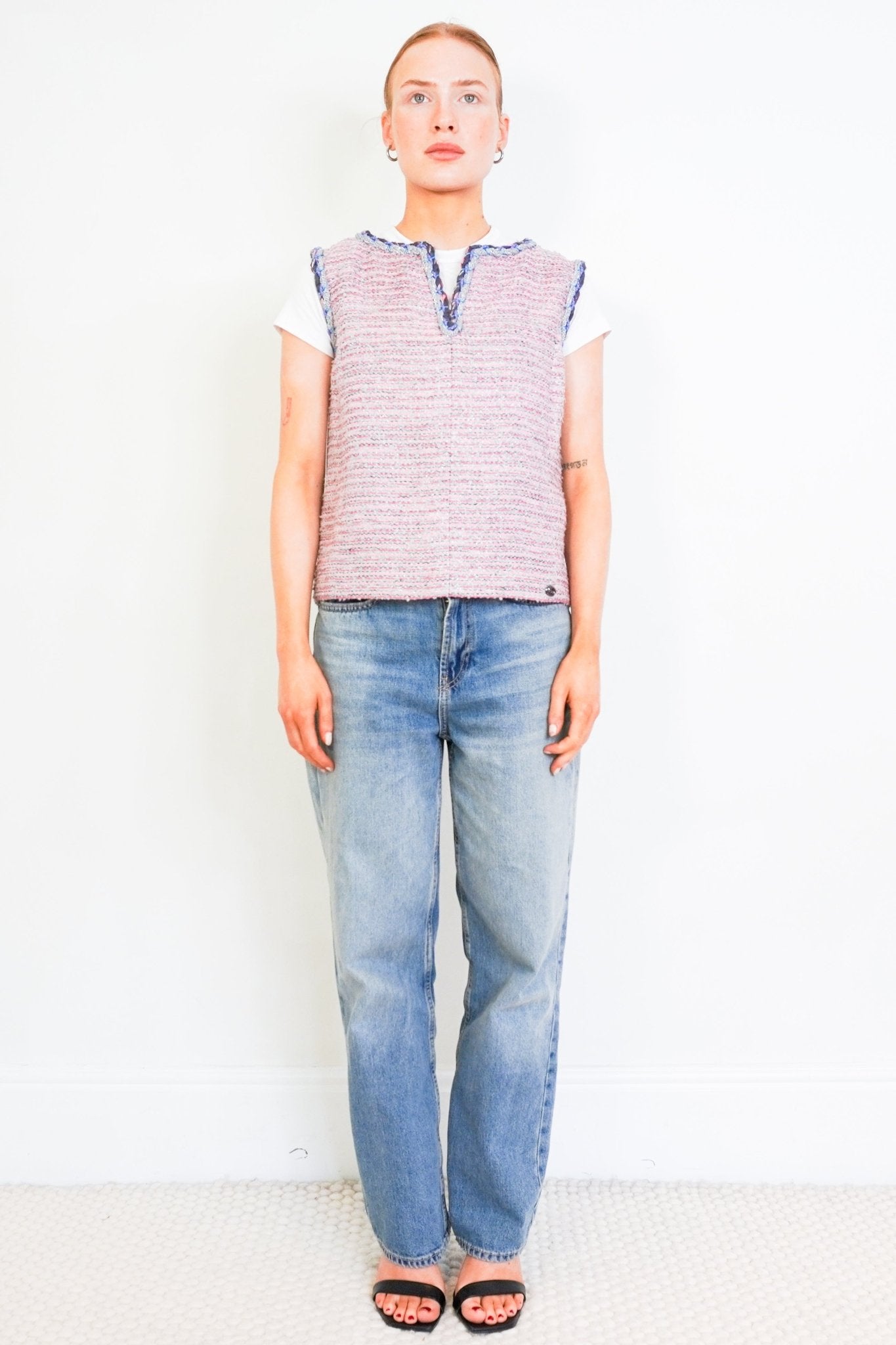 Chanel-Karl-Lagerfeld-Pink-Sleeveless-Tweed-Top-2014-Collection-front-picture-Chelsea-London