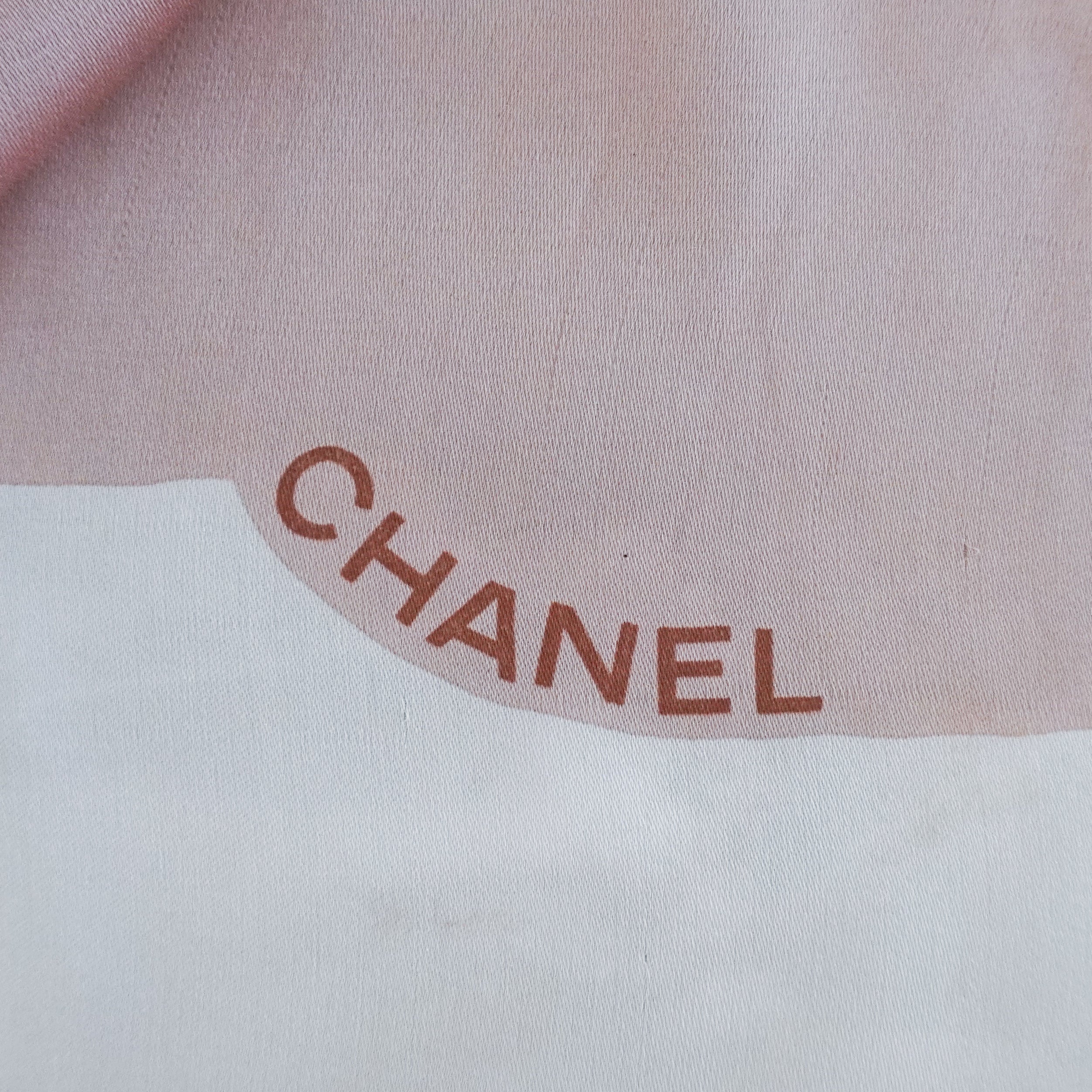Chanel-Pink-Cloud-Scarf-logo-picture-Chelsea-London