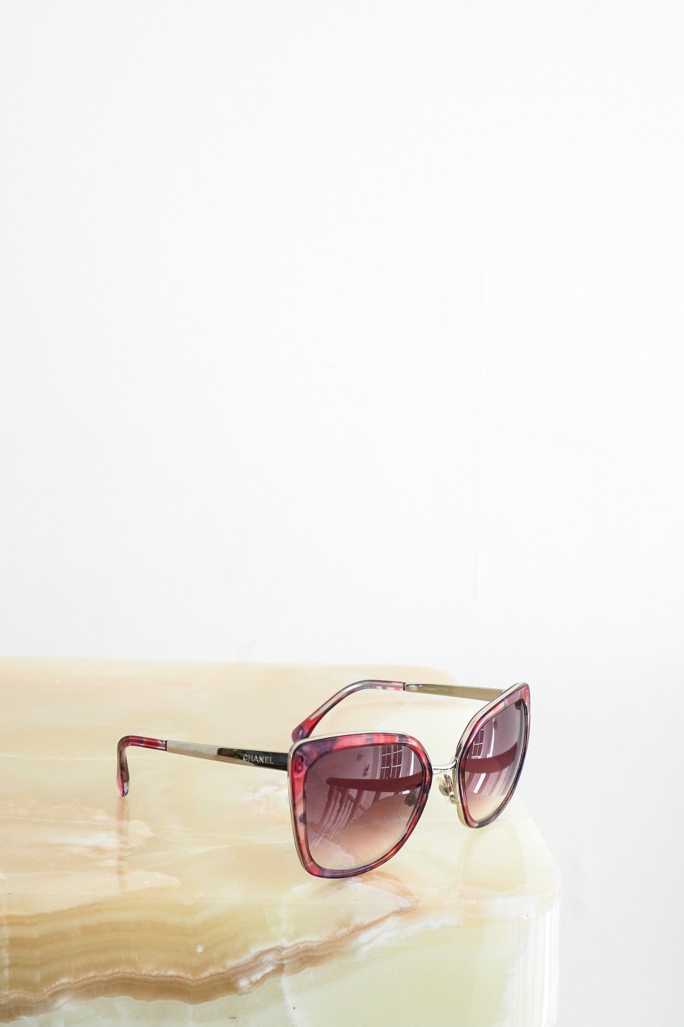 Chanel-Pink-Sunglasses-rectangle-front-picture-chelsea-london