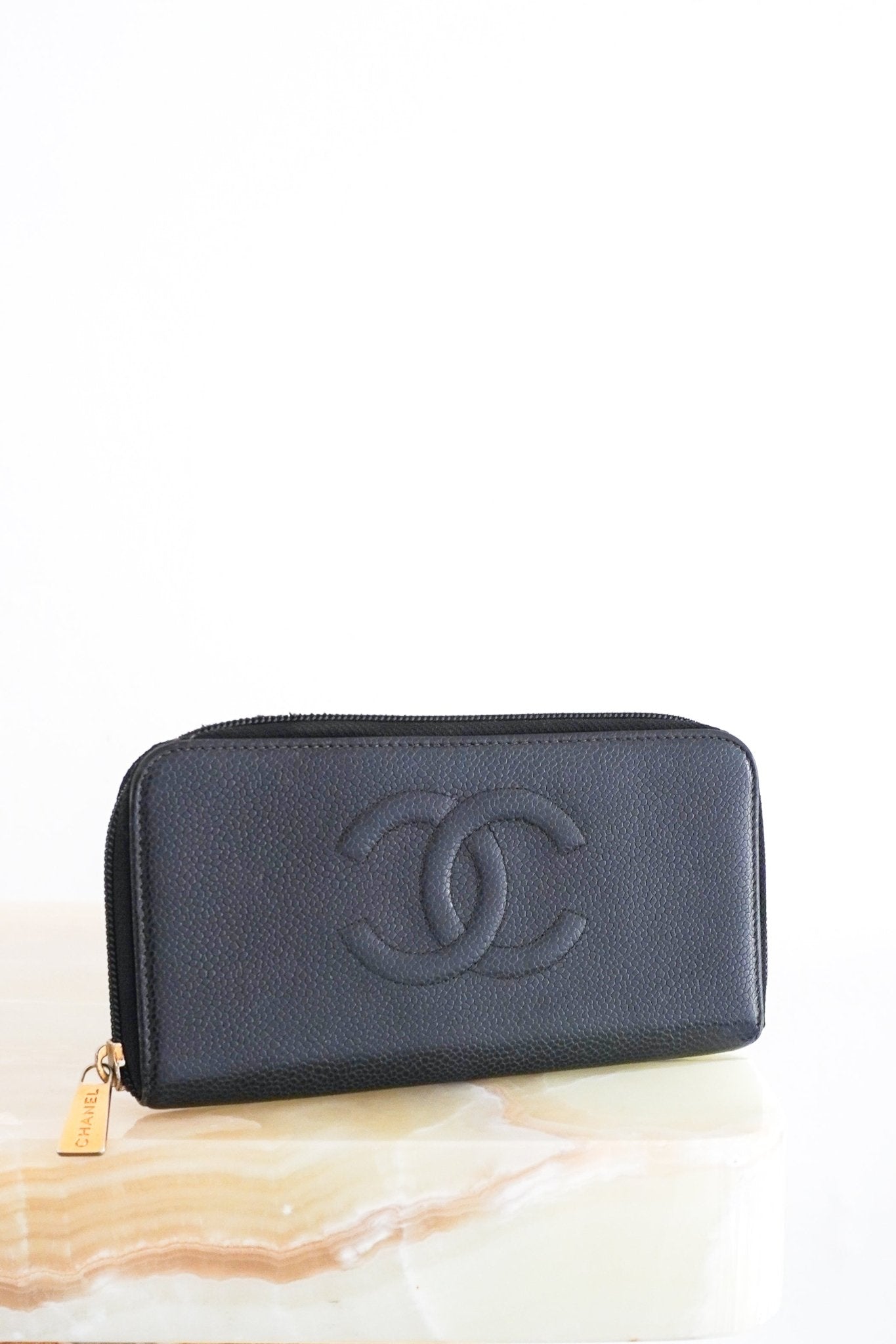 Chanel-Vintage-CC-Long-Line-Wallet-in-Black-front-picture-Chelsea-London